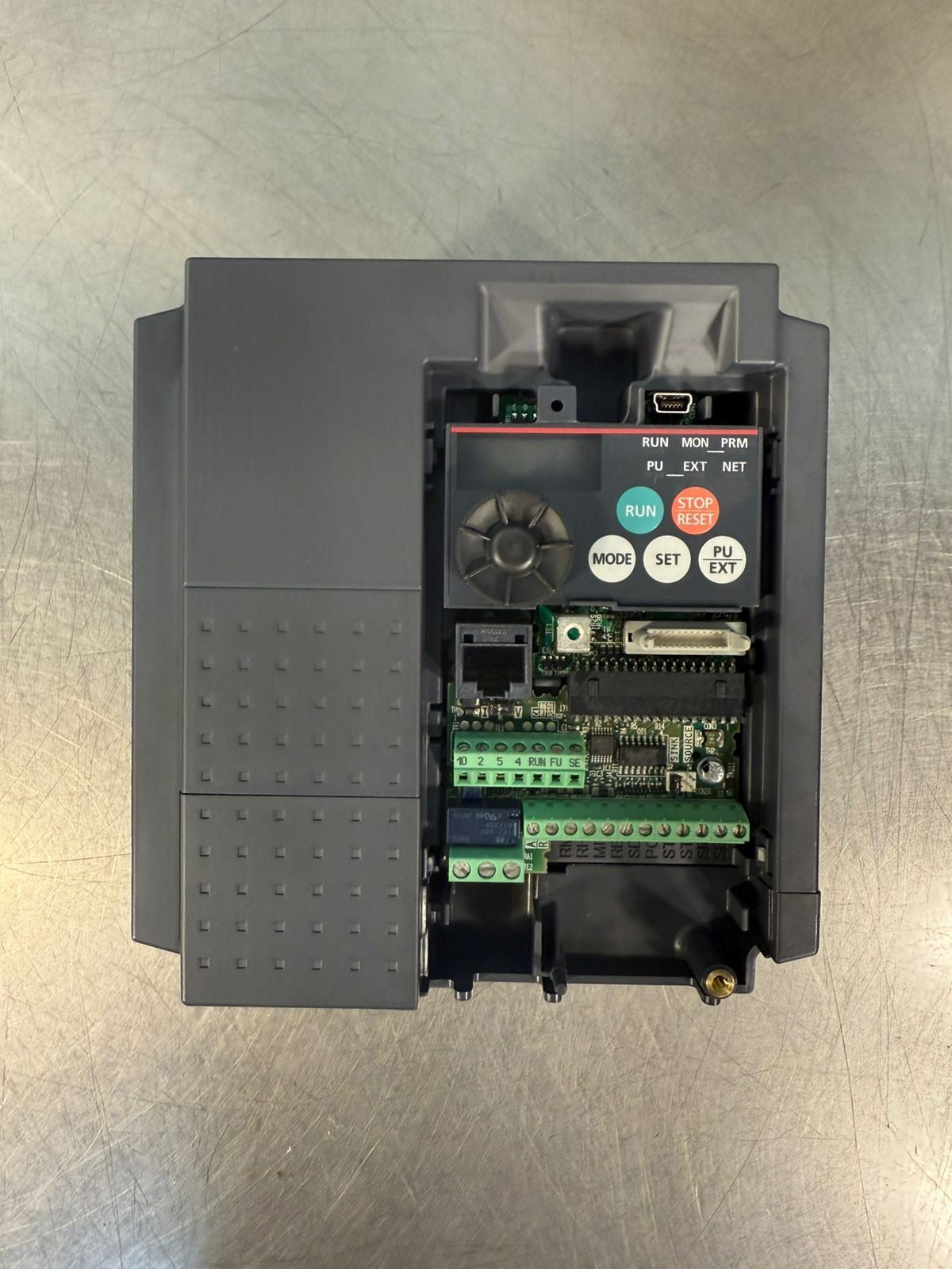 Mitsubishi  FR-E740-026-NA 3 Ph AC380-480V                         (3.6.2)