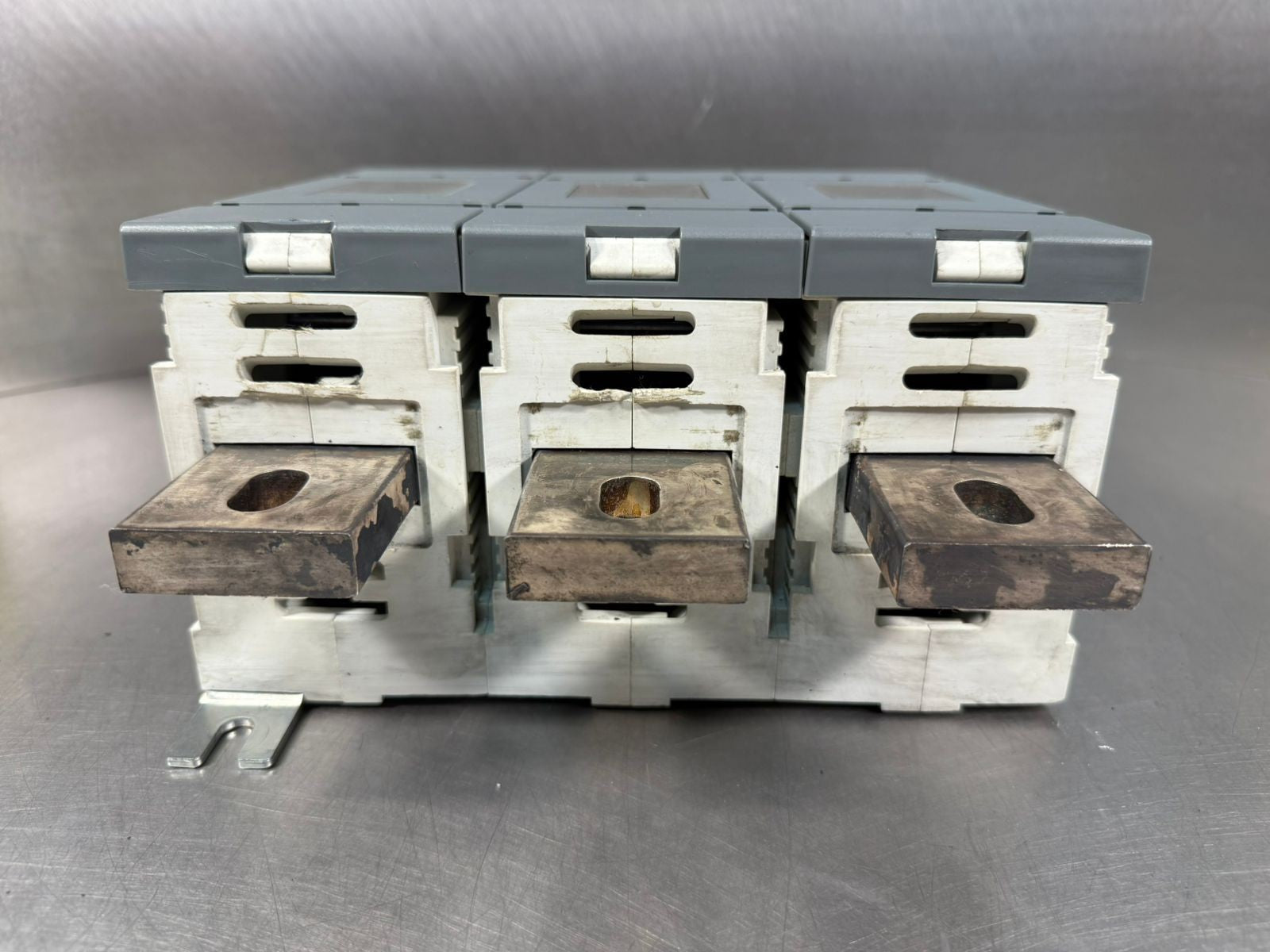 ABB Non-Fusible Disconnect Switch 1200Amp 600VAC 3 Pol (10.5.3)