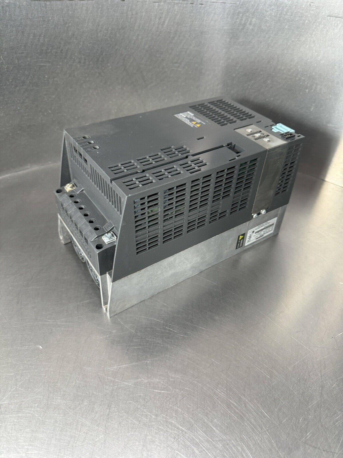 Siemens Sinamics Power Module 240 6SL3224-0BE25-5UA0 Version: D02 (Bin1.6.1)