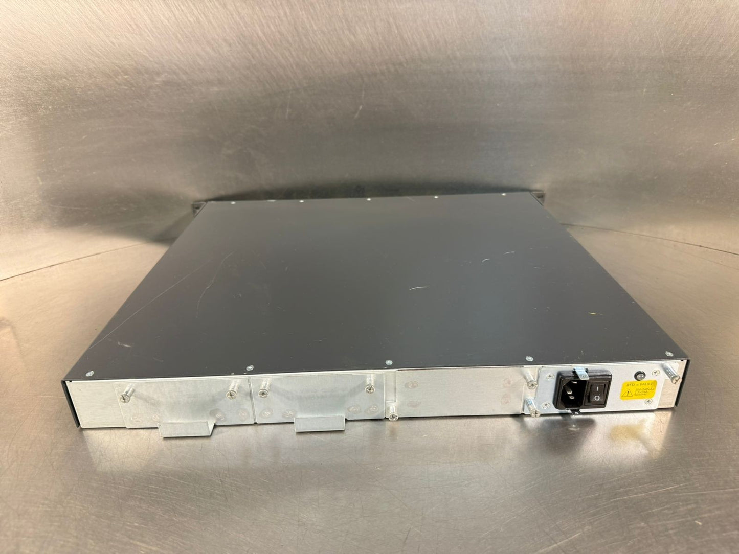 Cisco 4404-100-AP AIR-WLC4404-100-K9 Wireless LAN Controller      (11.5.4)