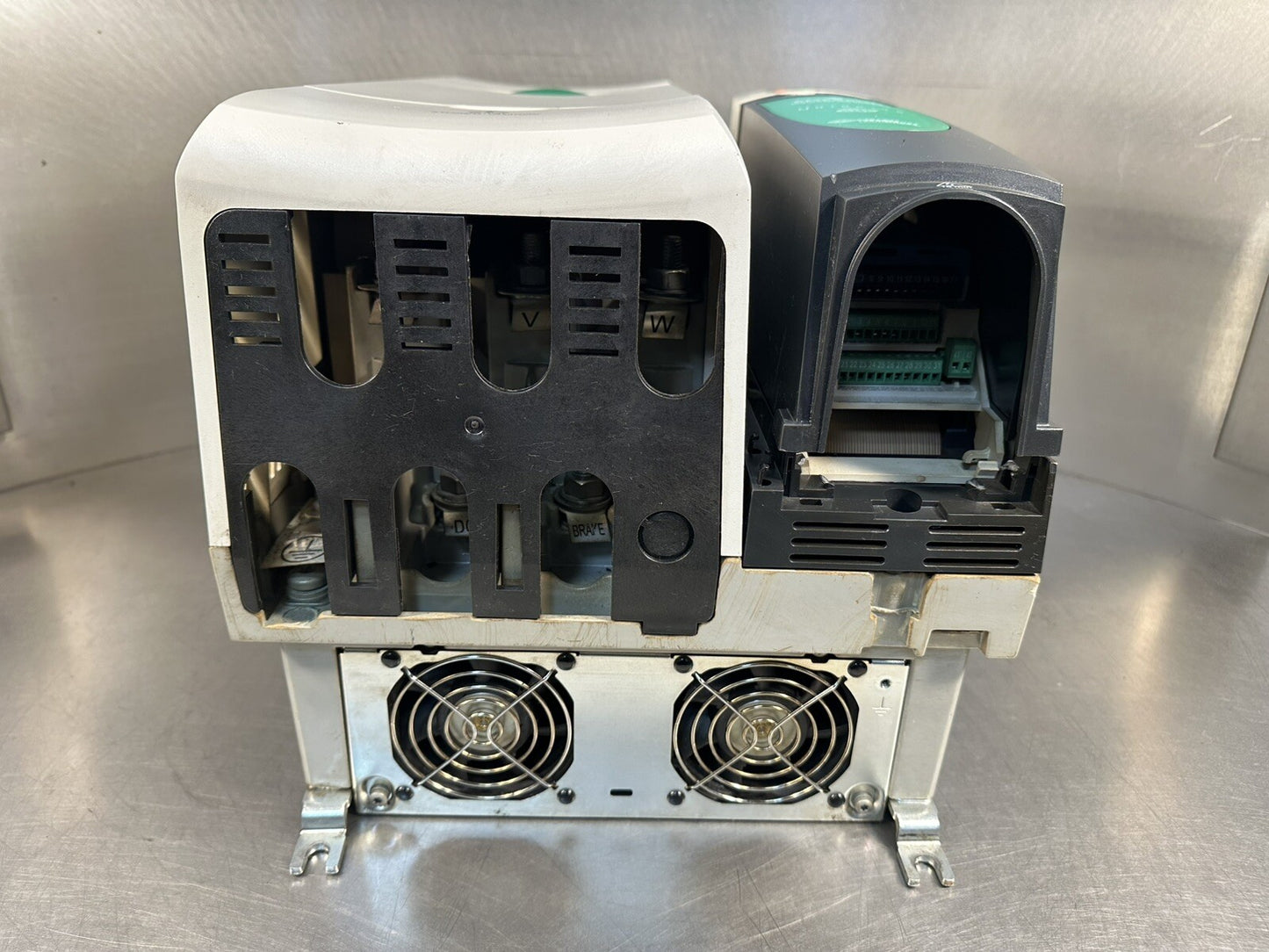 Emerson SP4402 Control Techniques Unidrive SP Inverter Drive. ()