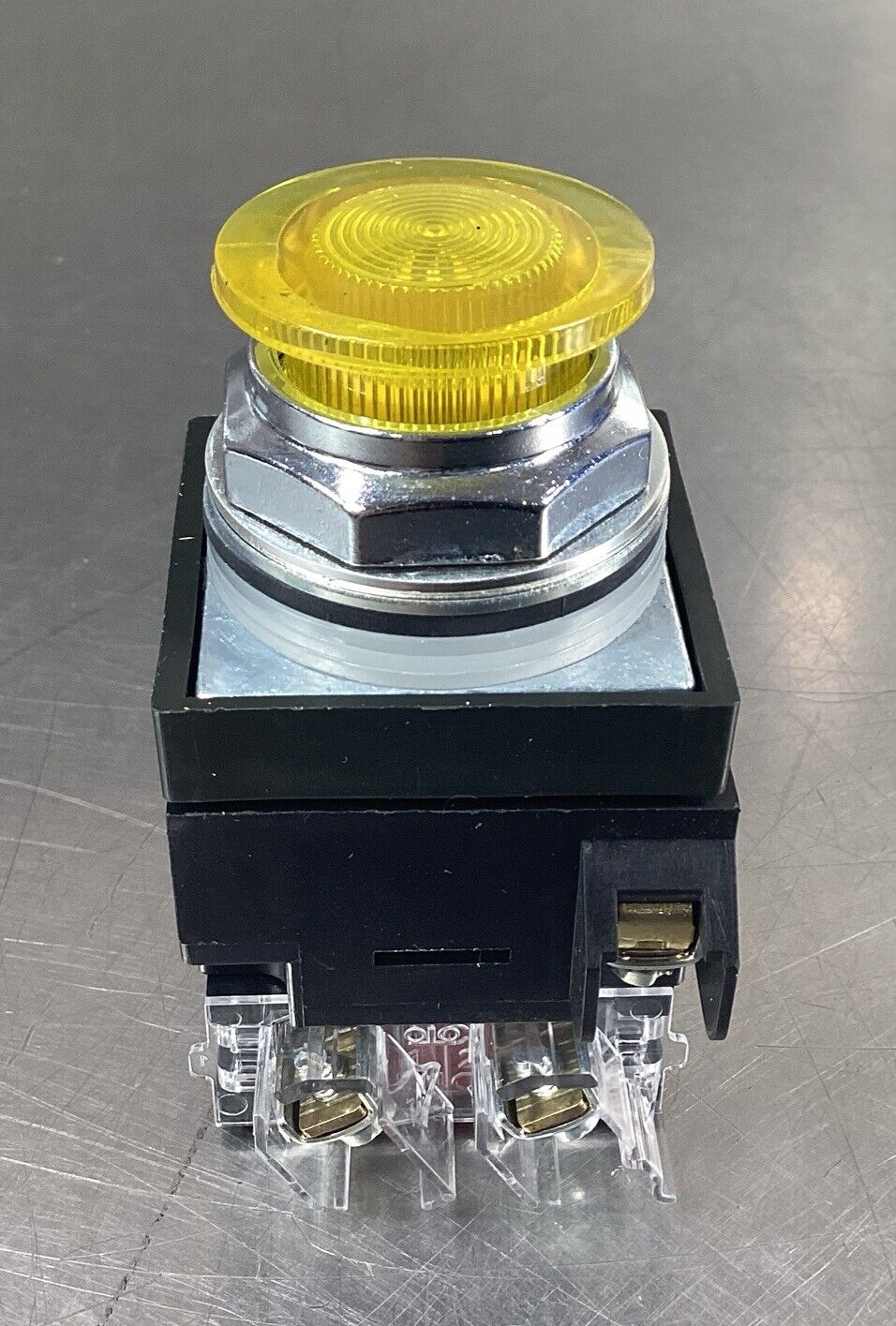 GENERAL ELECTRIC  CR104PBL11E5P8  PB Yellow Mushroom Head 24V      4B-27