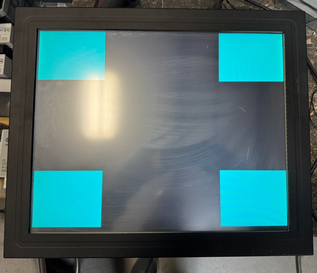 ADVANTECH IDS-3217R-35SXA1E / IDS3217R35SXA1E Industrial Monitor (Bin2.5.5)