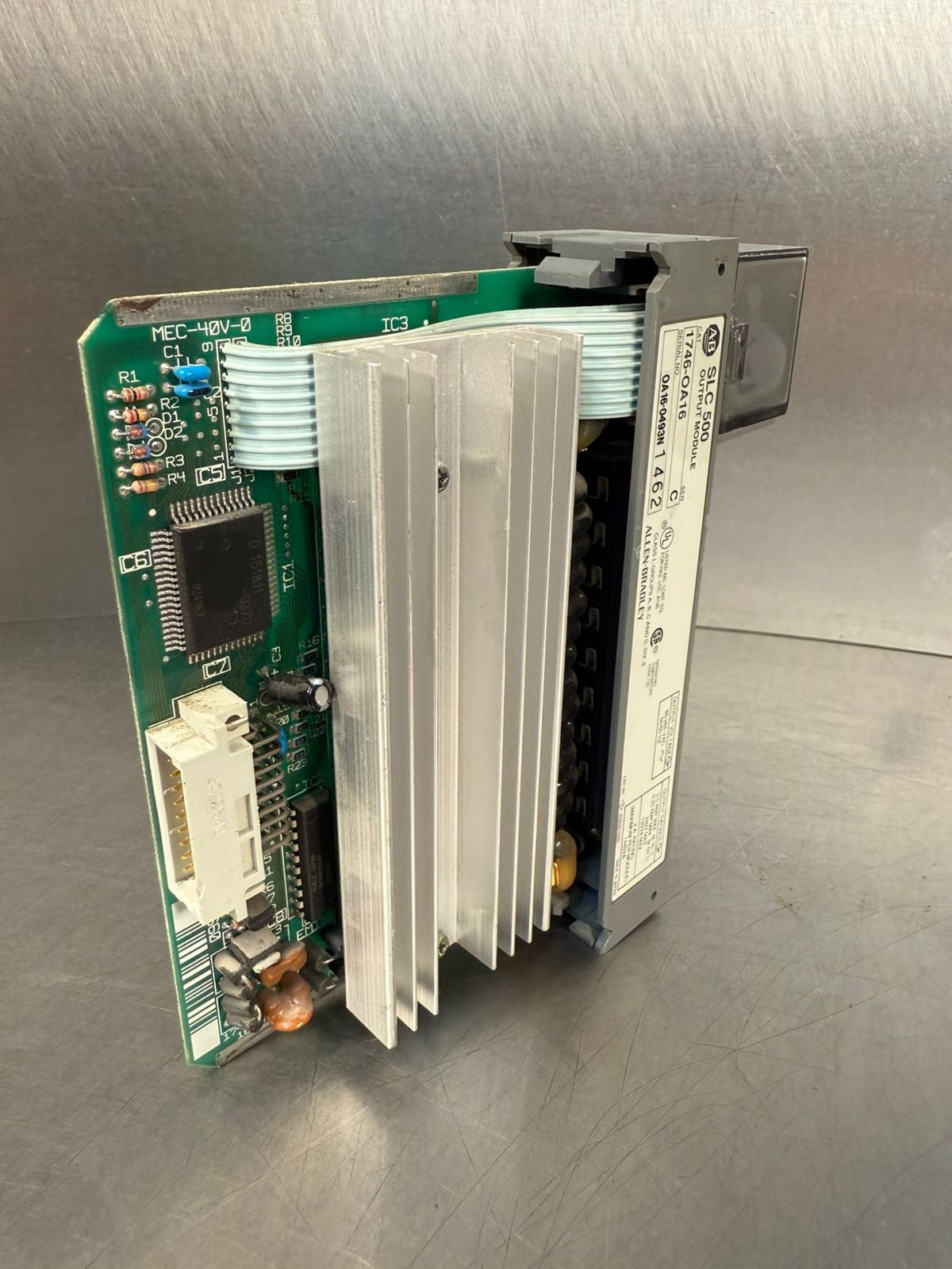 Allen-Bradley 1746-OA16 /C Slc 500 Output Mod 85-265VAC 50/60Hz  (6.4.5)