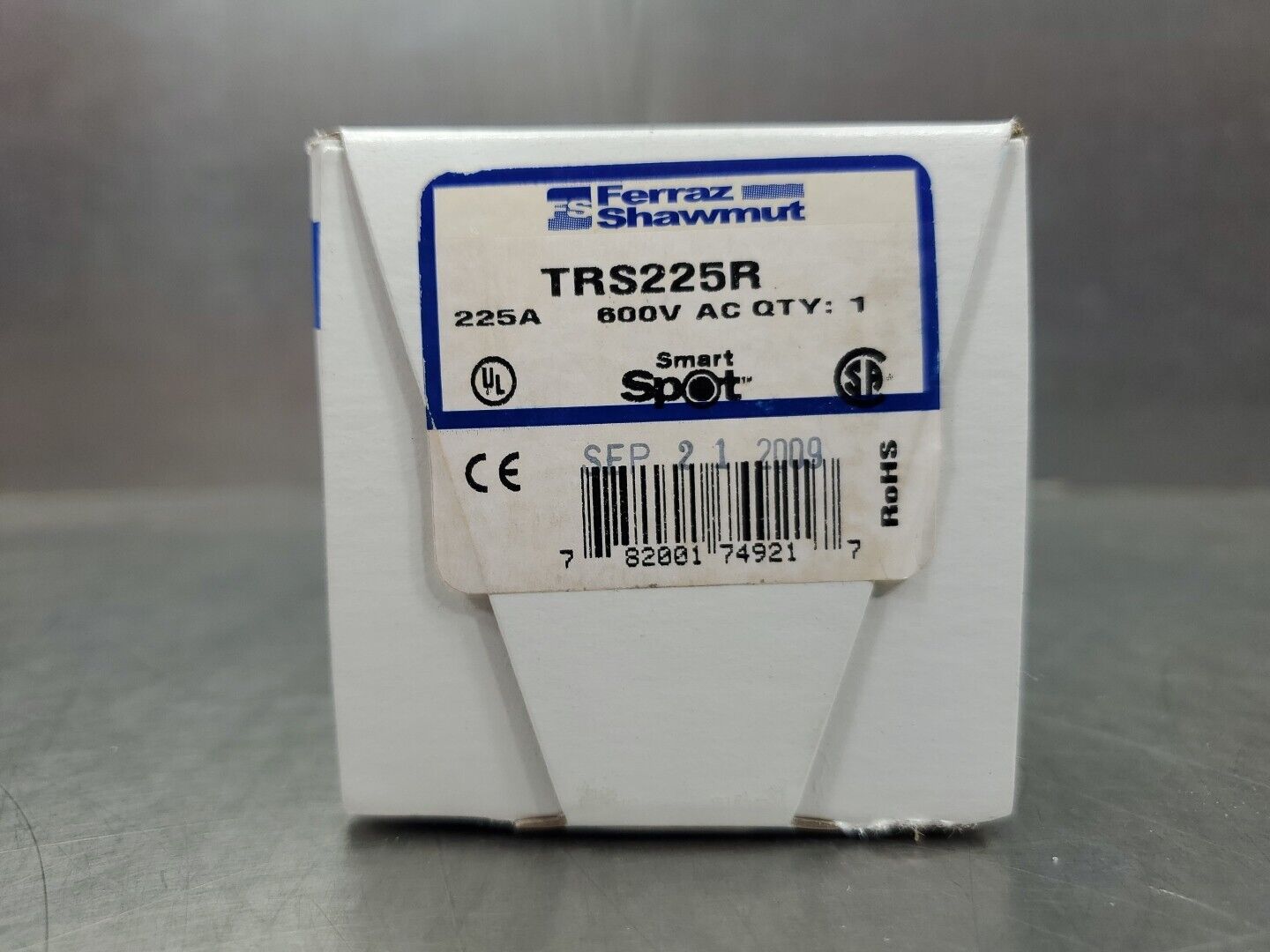 Ferraz Shawmut TRS225R Smart Spot Fuse, 225A 600VAC.                       4B-38