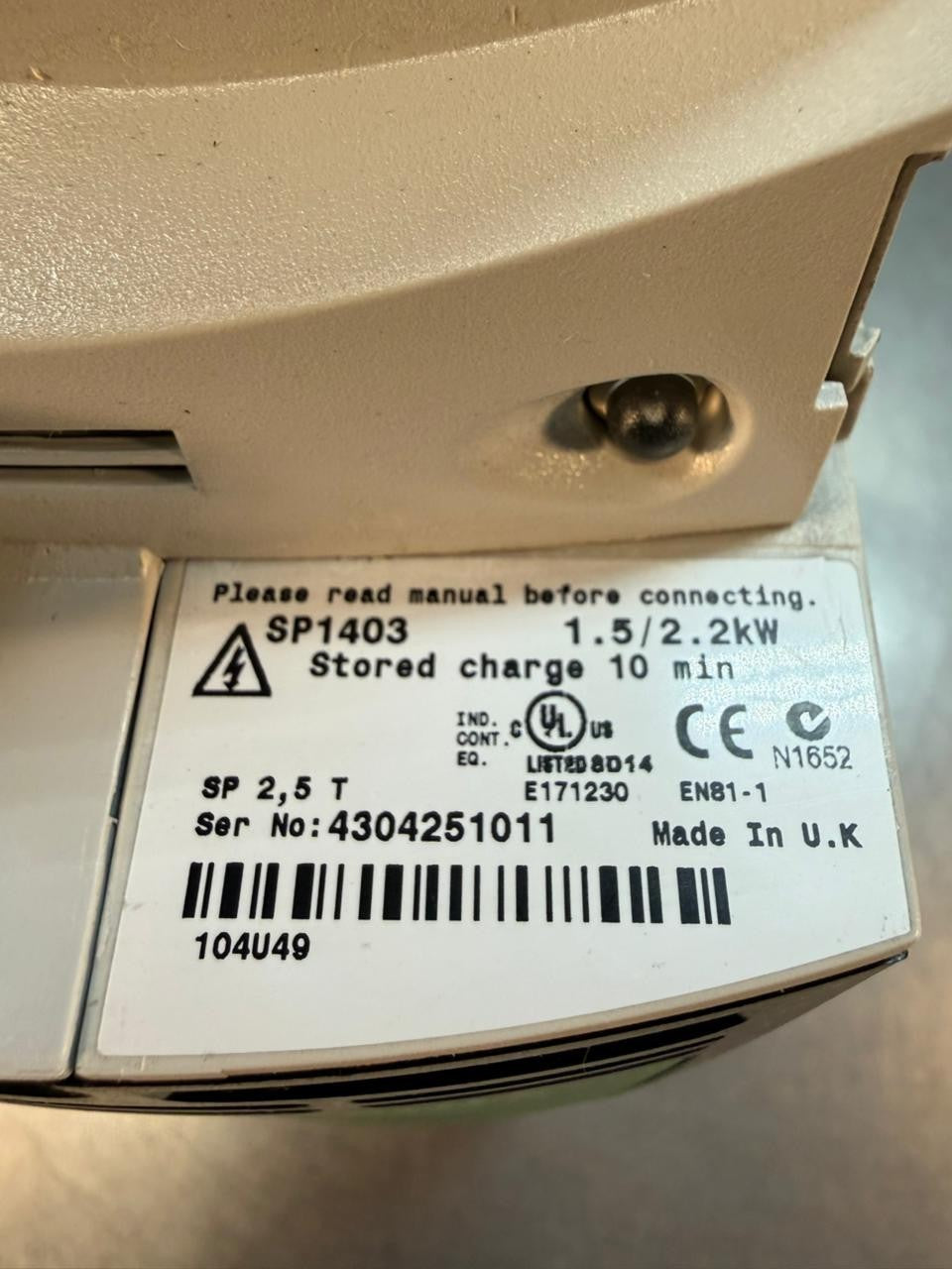 Emerson Unidrive Sp1403 1.5/2.2 Kw SP 2,5T En81-1                 (10.5.2)
