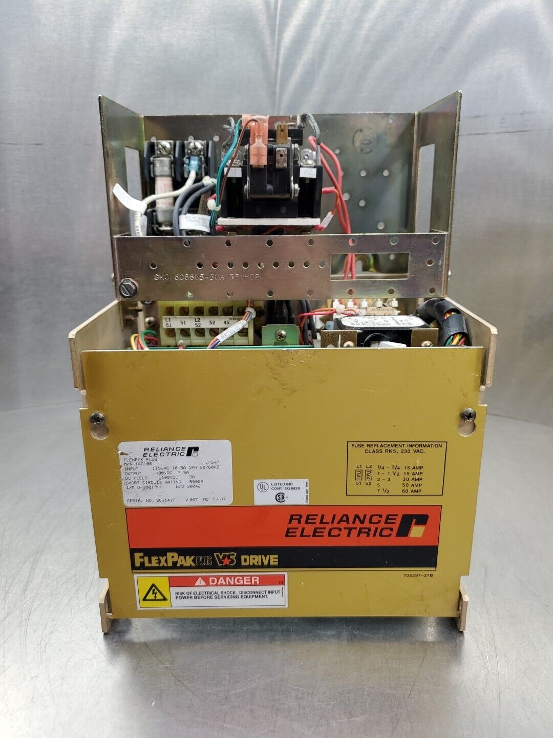 RELIANCE ELECTRIC 14C106 FlexPak PLUS 0.75HP DC Drive.                        4C