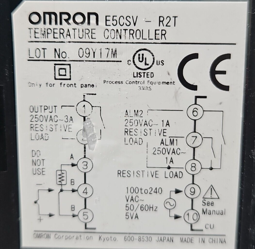 OMRON E5CSV-R2T Temperature Controller                                  (BIN413)