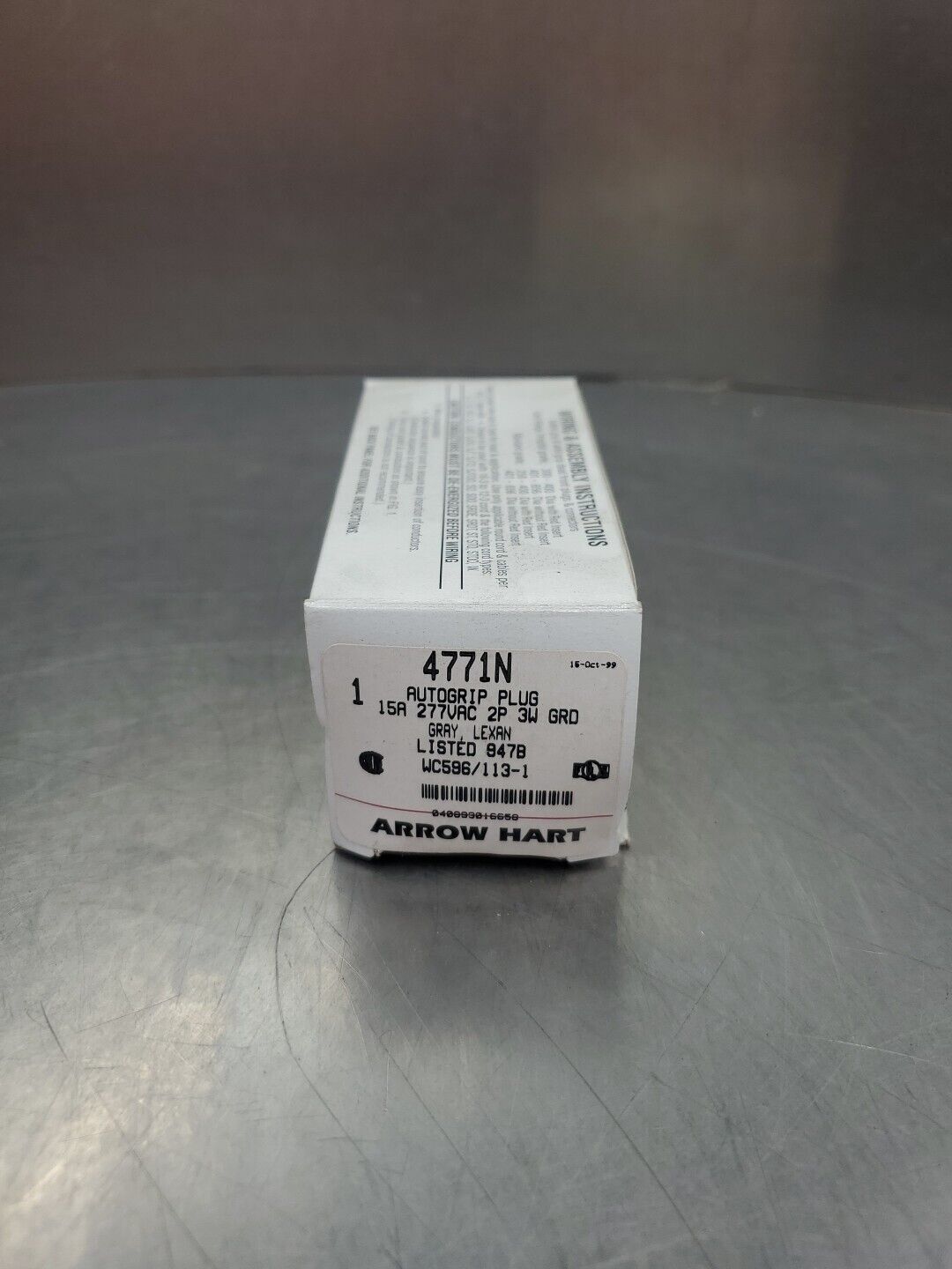 Arrow Hart 4771N Autogrip Plug, Male 15A 277VAC 2P 3W GRD.                 4B-37