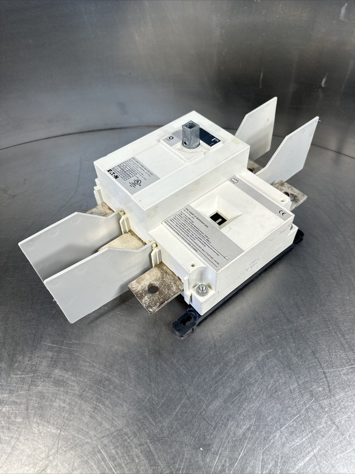 Eaton - Cutler Hammer R9D3400U NON-FUSIBLE ROTARY SWITCH (BIN-1.6.5)