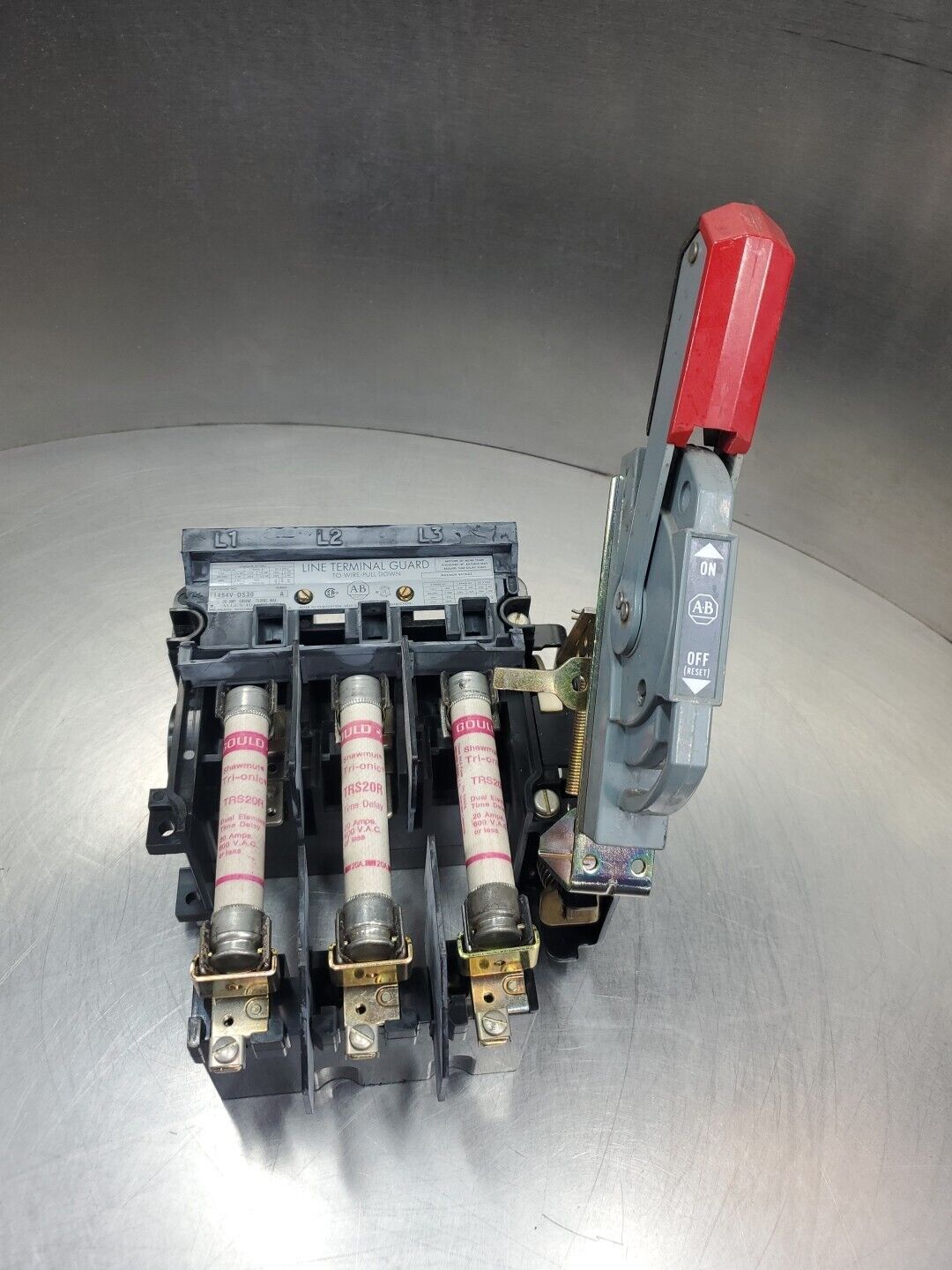 Allen-Bradley 1494V-DS30 SER D Disconnect Switch w/1494V-FSR633 Terminal.  1E-23