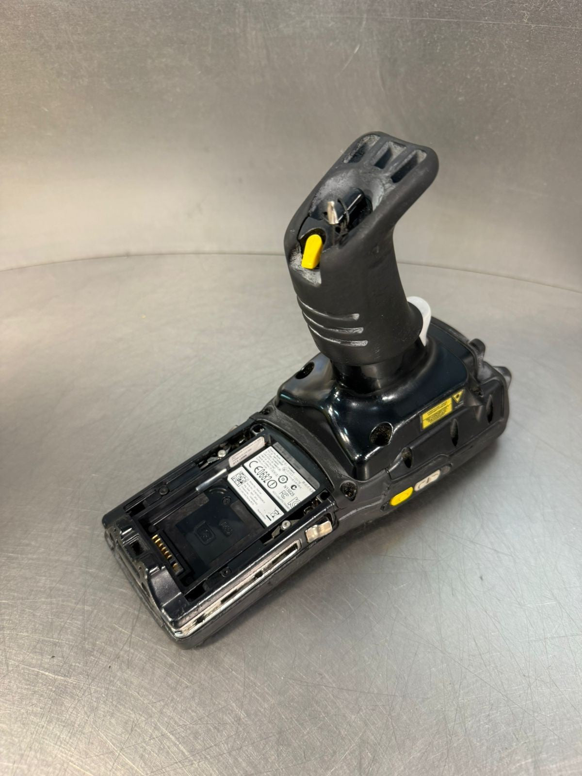 Motorola 7545MBW Fcc ID: GM37545MBW  Omnii XT15                   (4.4.3)