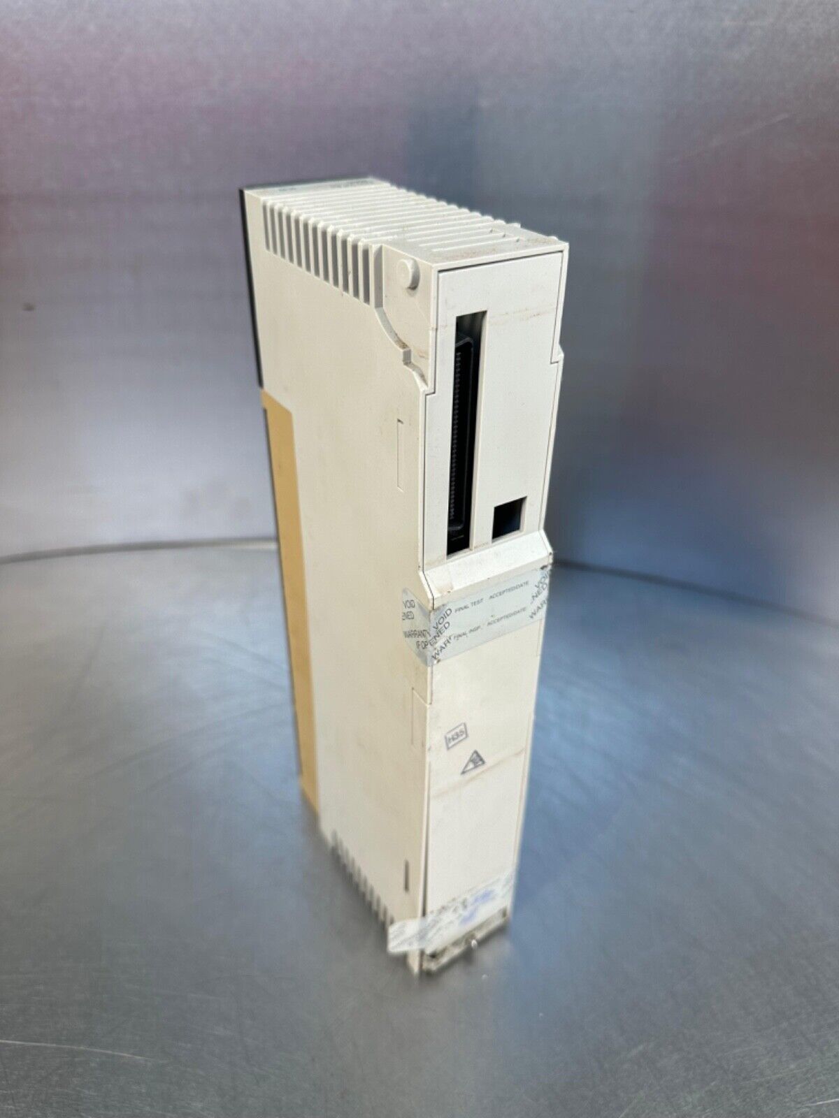 Schneider Tsx Quantum 140-DRC-830-00 / 140DRC83000 Relay Out 8x1 (3B-32)
