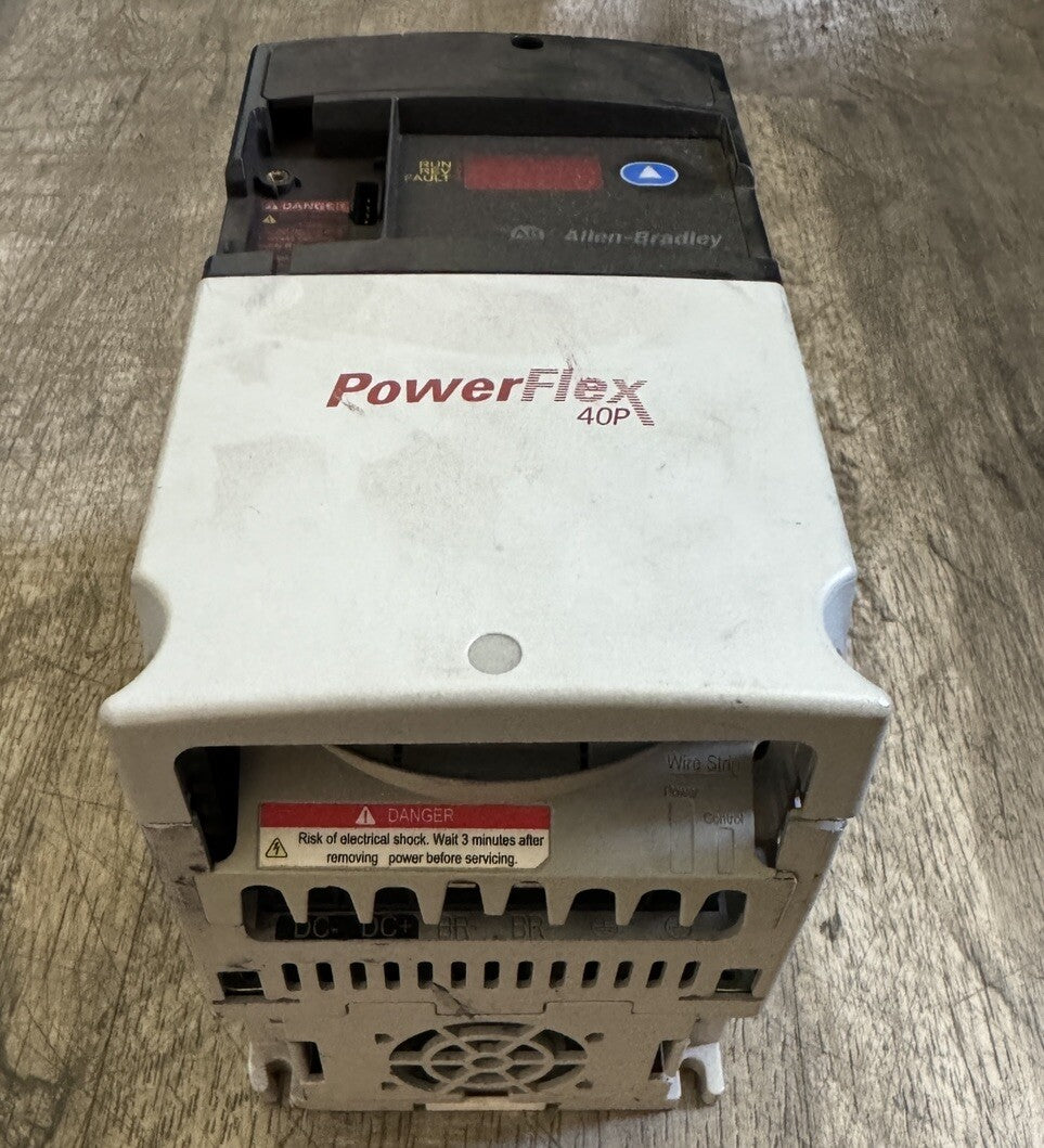 Allen-Bradley 22D-D1P4N104 Power Flex 40P  480 VAC AC Driver (bin1.4.5)
