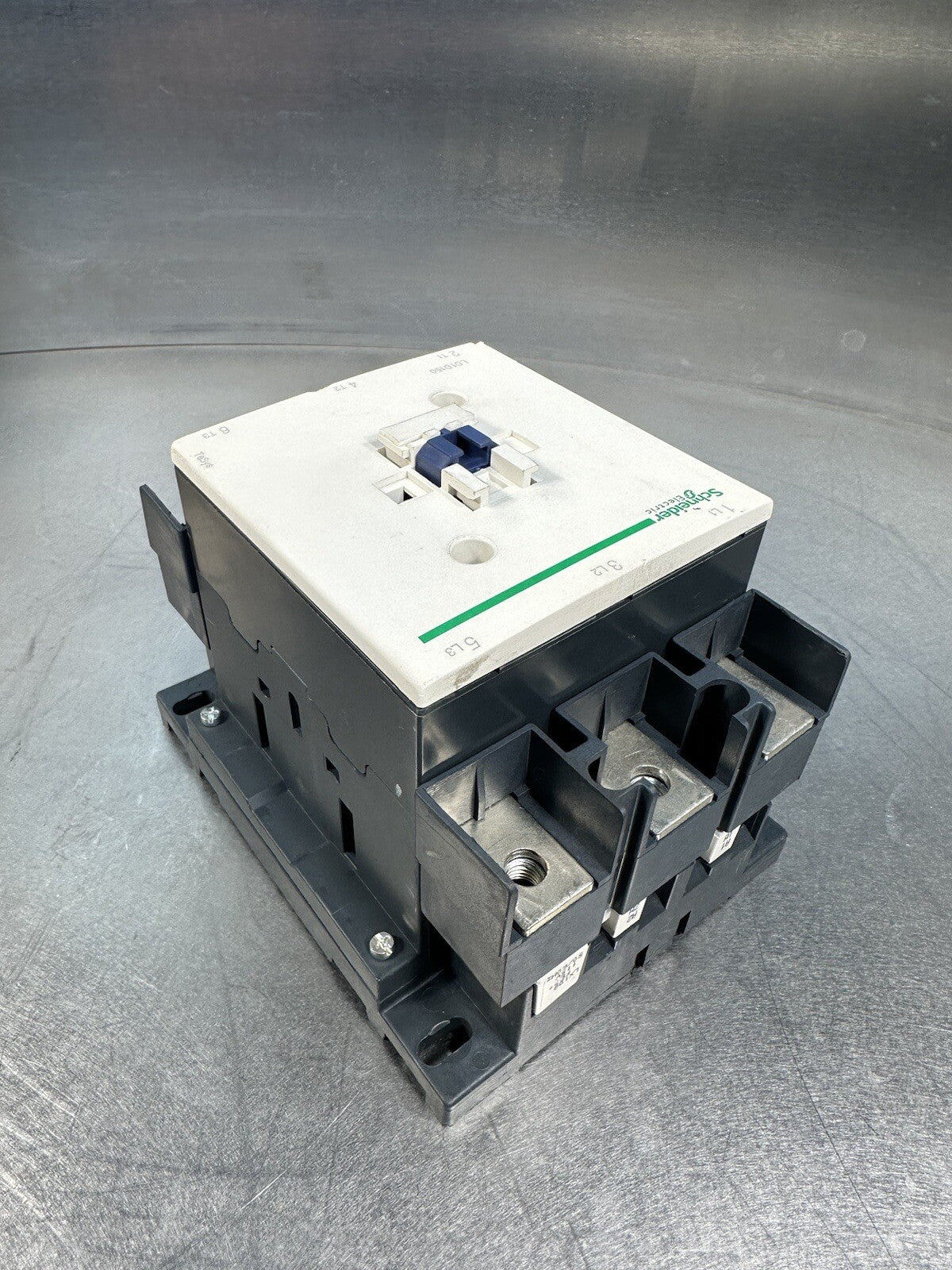 Schneider Electric LC1D1506 1000 Volt 250 Amp 24 VDC Coil Contactor (BIN-1.1.1)