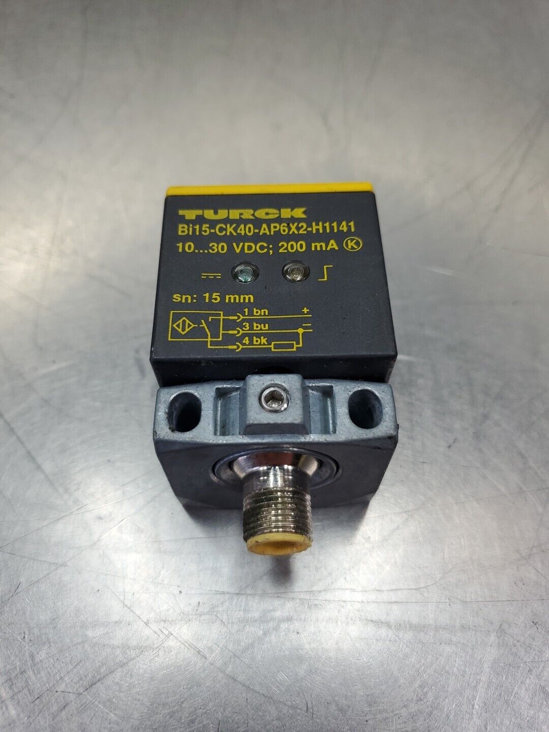 TURCK Bi15-CK40-AP6X2-H1141 Proximity Switch Inductive Sensor.                5D