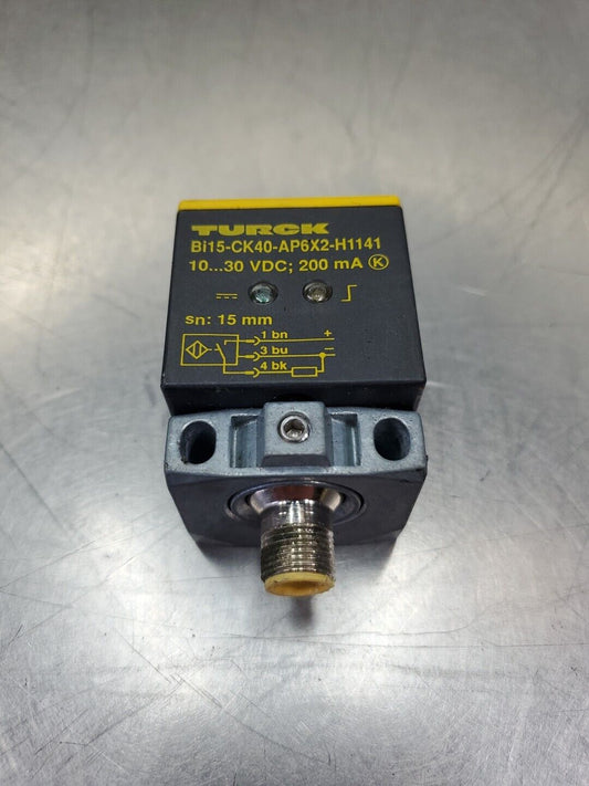 TURCK Bi15-CK40-AP6X2-H1141 Proximity Switch Inductive Sensor.                5D