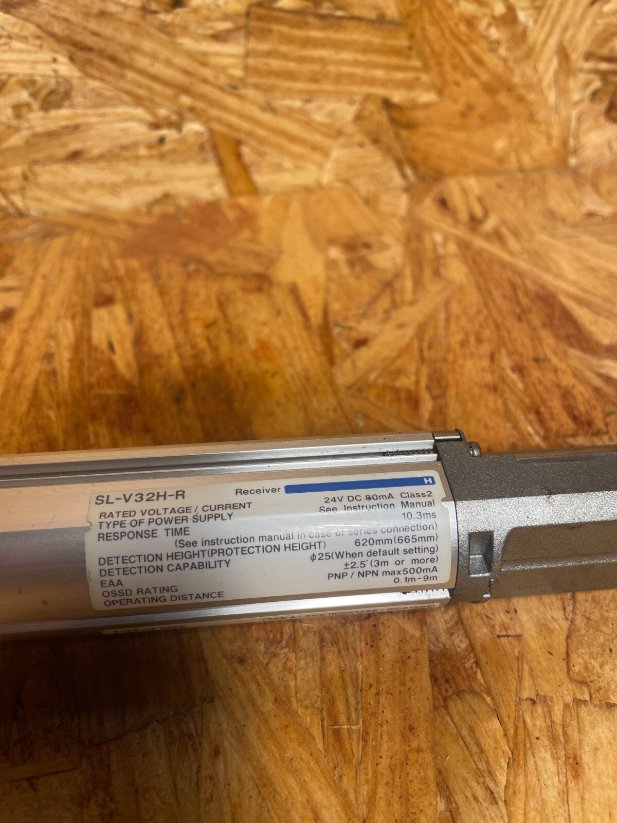 Keyence SL-V32H-R 24 VDC 80mA 0.98-In Infrared LED Safety Light Curtain Receiver