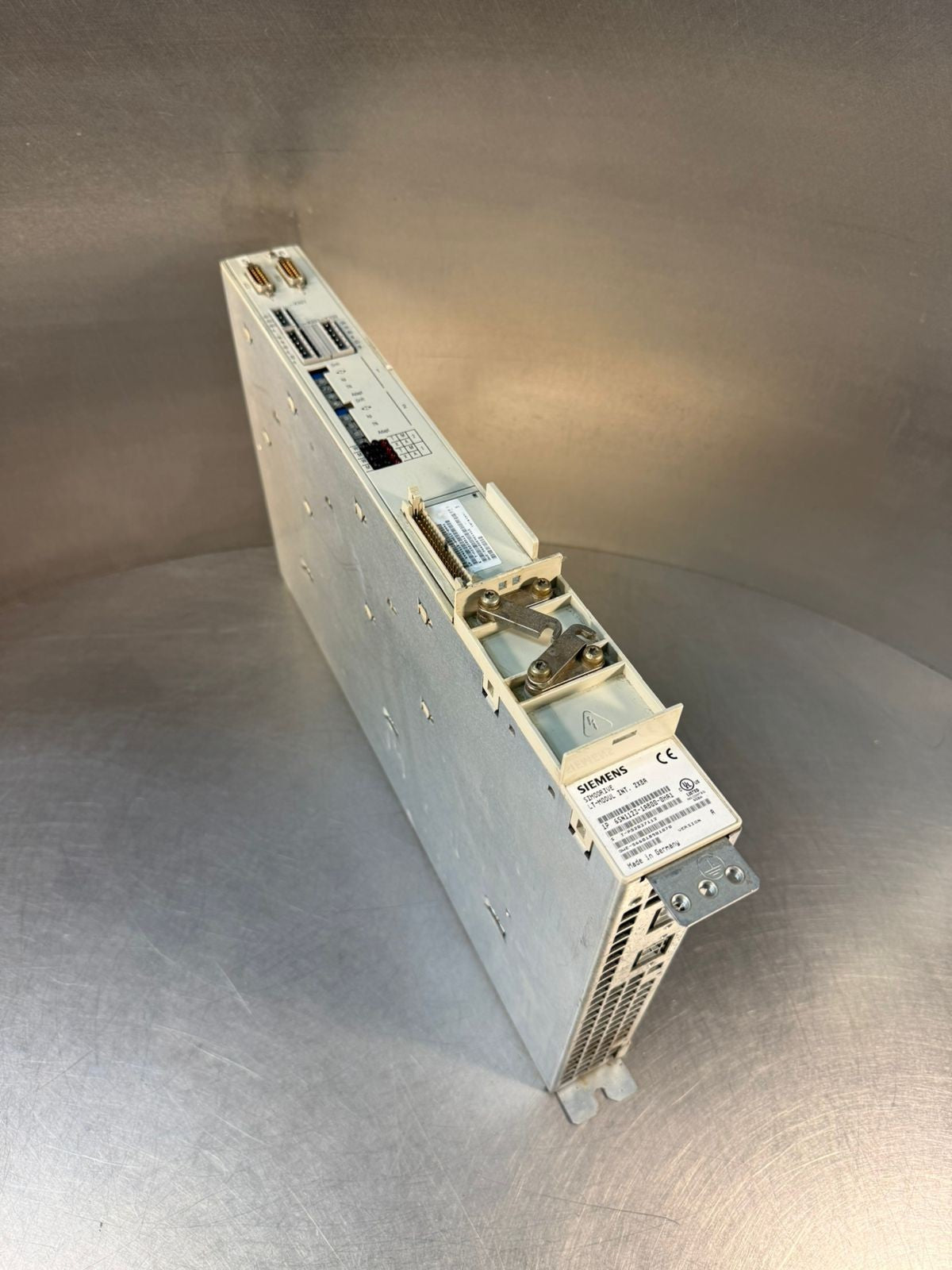  Siemens 6SN1118-0AE11-0AA1 /B - 6SN1123-1AB00-0HA1 /A              (7.6.3)