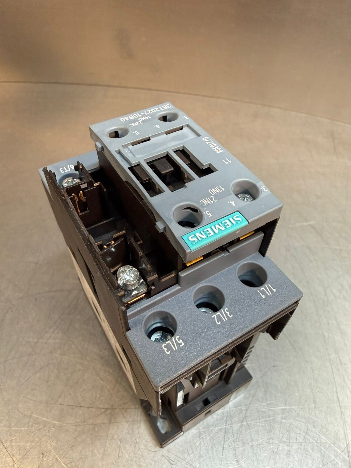Siemens 3RT2027-1BB40 Power Contactor Motor Control            (7.2.1)