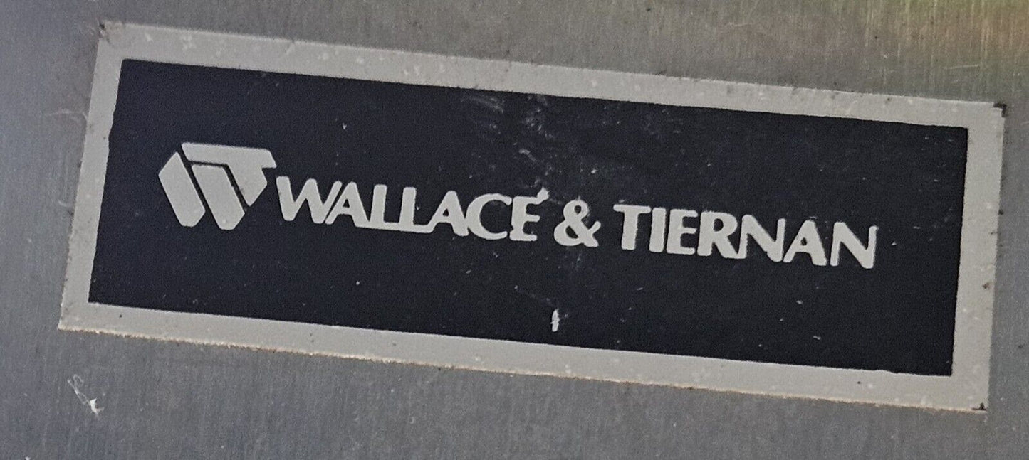 Wallace & Tiernan 5210G22106XXBA208SX Pennwalt Flow Meter       loc6E