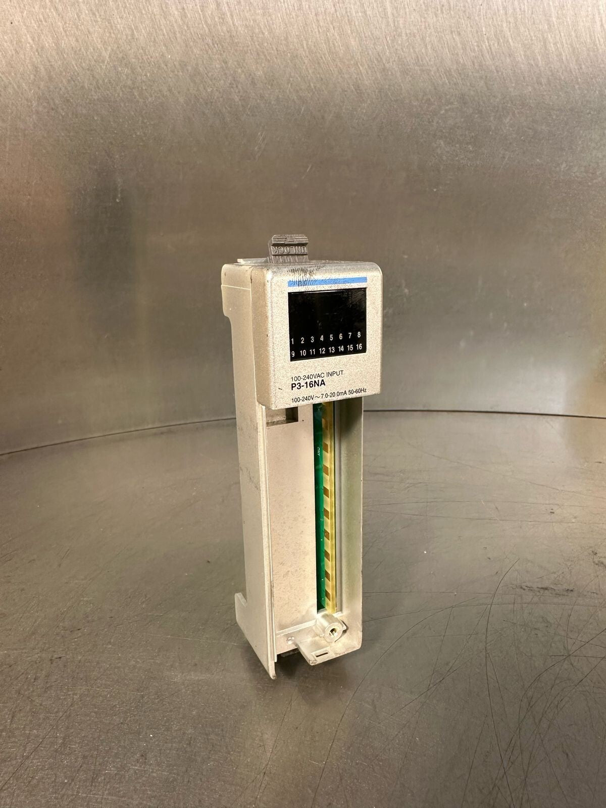 Automation Direct P3-16NA 100-240V 50-60 Hz                         (7.4.5)