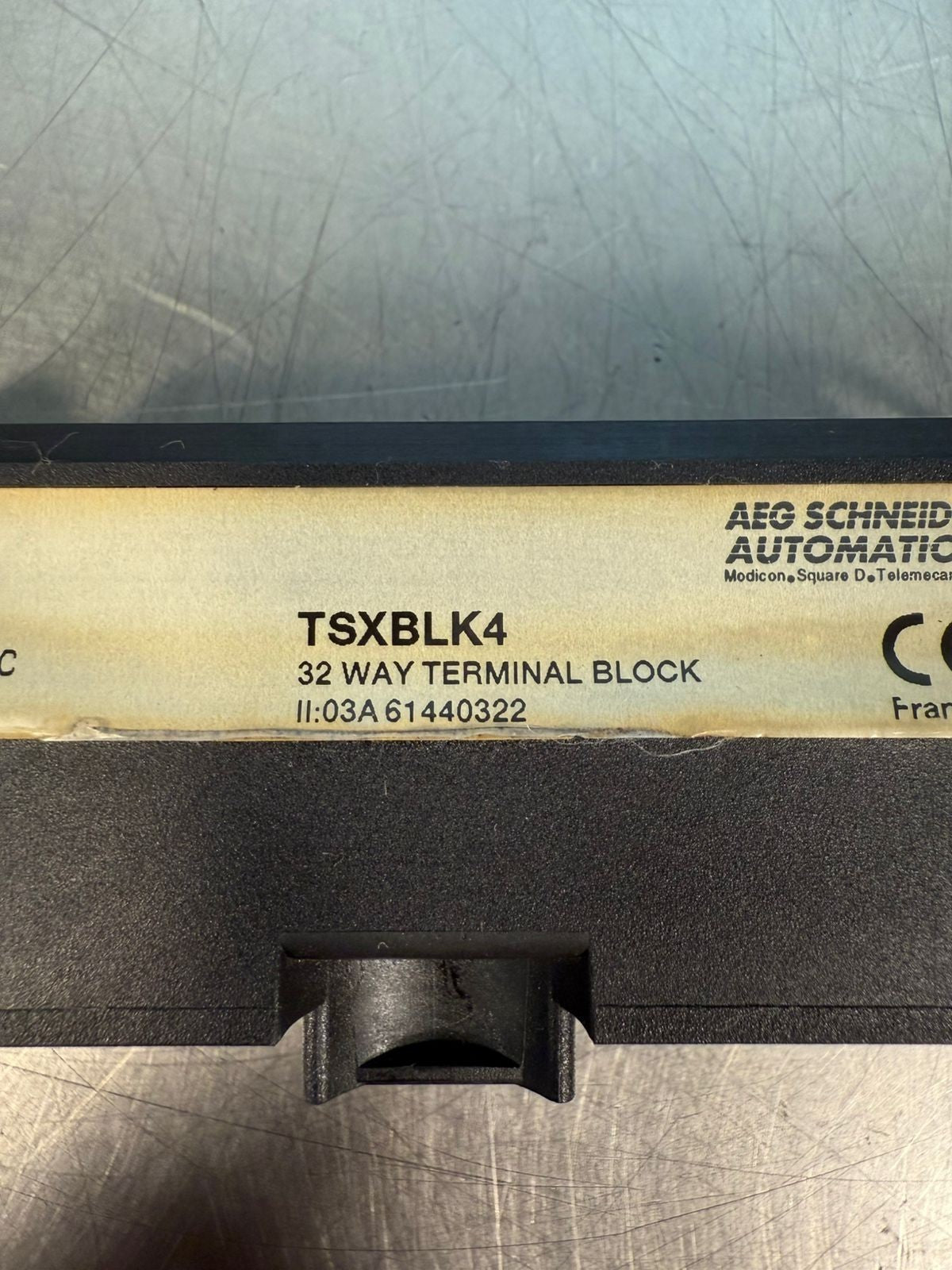 Schneider Automation TSXBLK4 32 Way Terminal Block              (3.5.1)