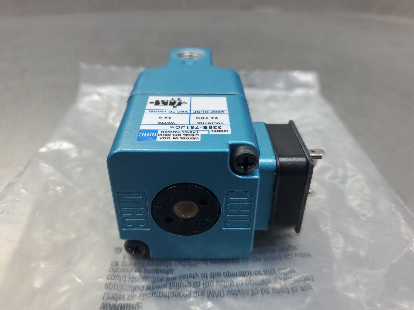 MAC 225B-781JC= Solenoid Valve, 24VDC 150PSI.                              6A-12