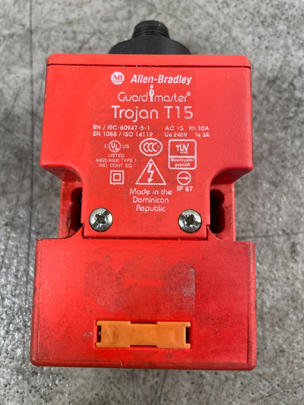 Allen-Bradley Guardmaster Trojan T15  GD2 Flex Safety Interlock Switch @3.3.5
