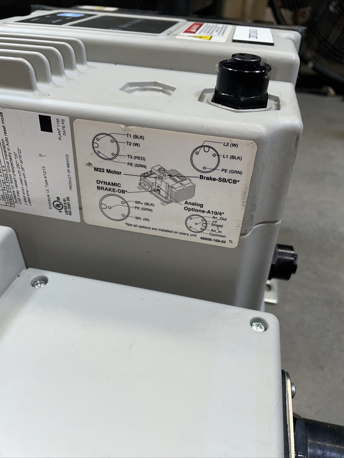 Allen Bradley 284E-FVD6P0Z-25-R—DBW + 280E-FN-25-R ArmorStart @1A