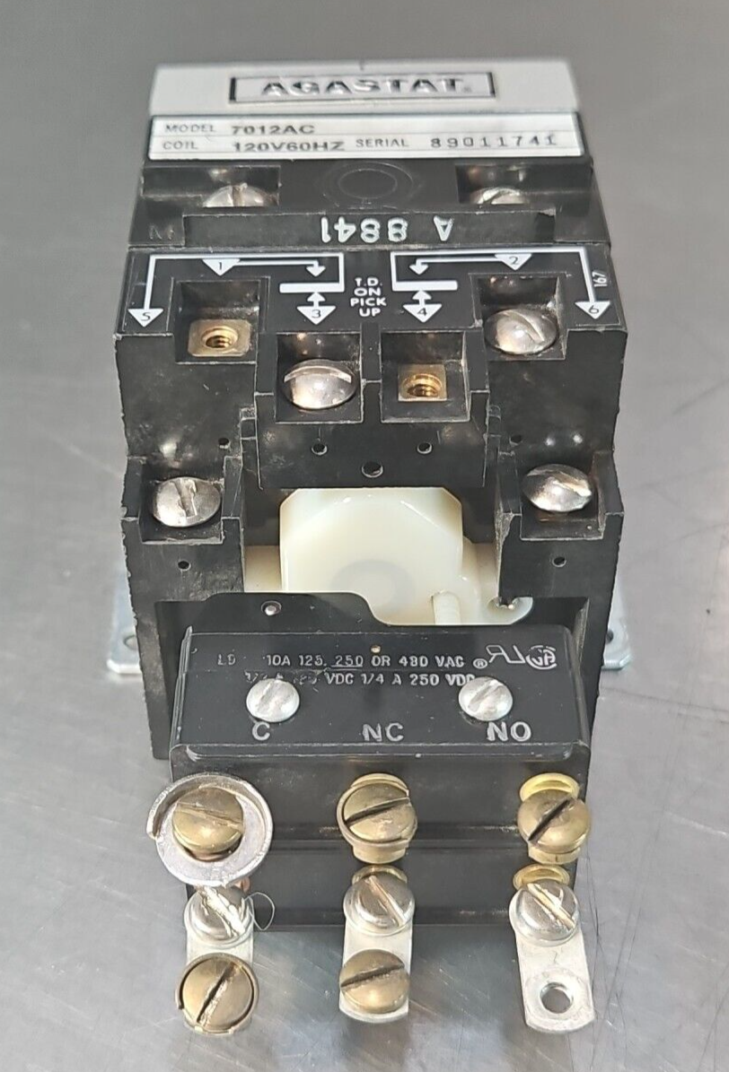 Agastat 7012AC Timing Relay 1.5-15 Seconds 120V 60Hz                     loc4C15