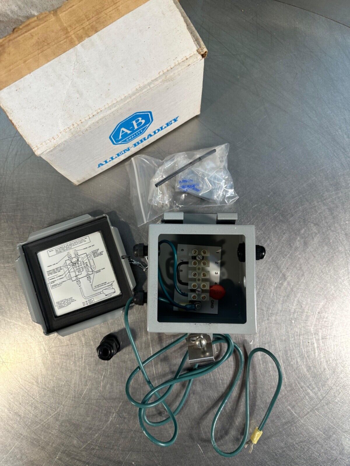 Allen Bradley 1770-SC  Ft-03 Station Connector (4D-39)