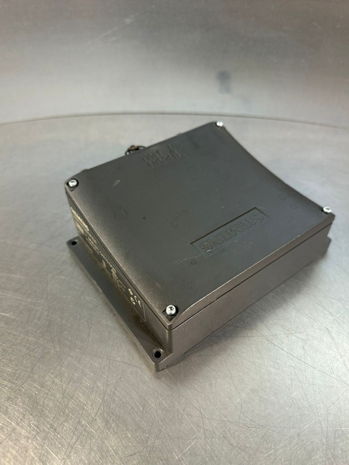 Siemens 6AV6 671-5AE10-0AX0 Connectivity Box DB Plus 24Vdc (4.4.4)
