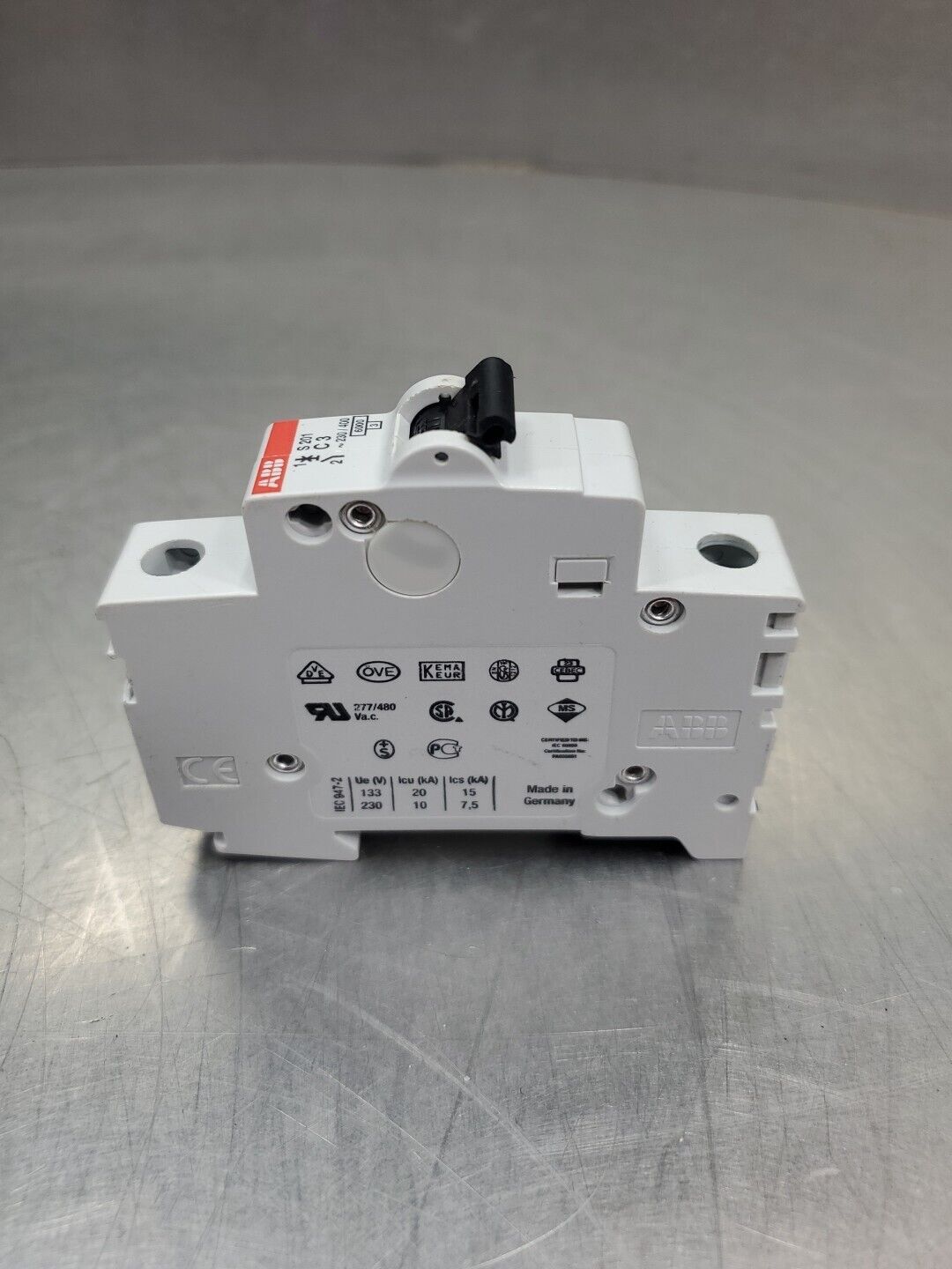 ABB S201-C3 Circuit Breaker, 2CDS251001R0034.                              4C-14