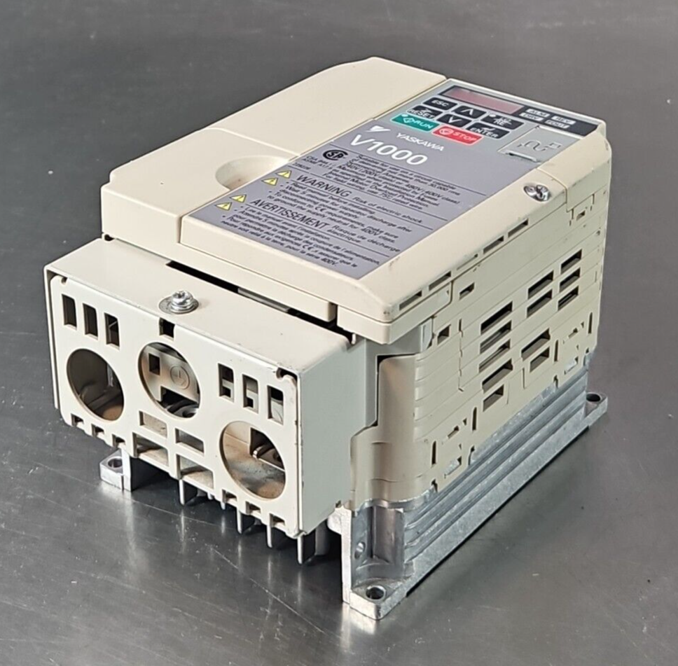 Yaskawa CIMR-VU4A0002FAA Vector Motor Drive V1000 Rev. C                (BIN412)