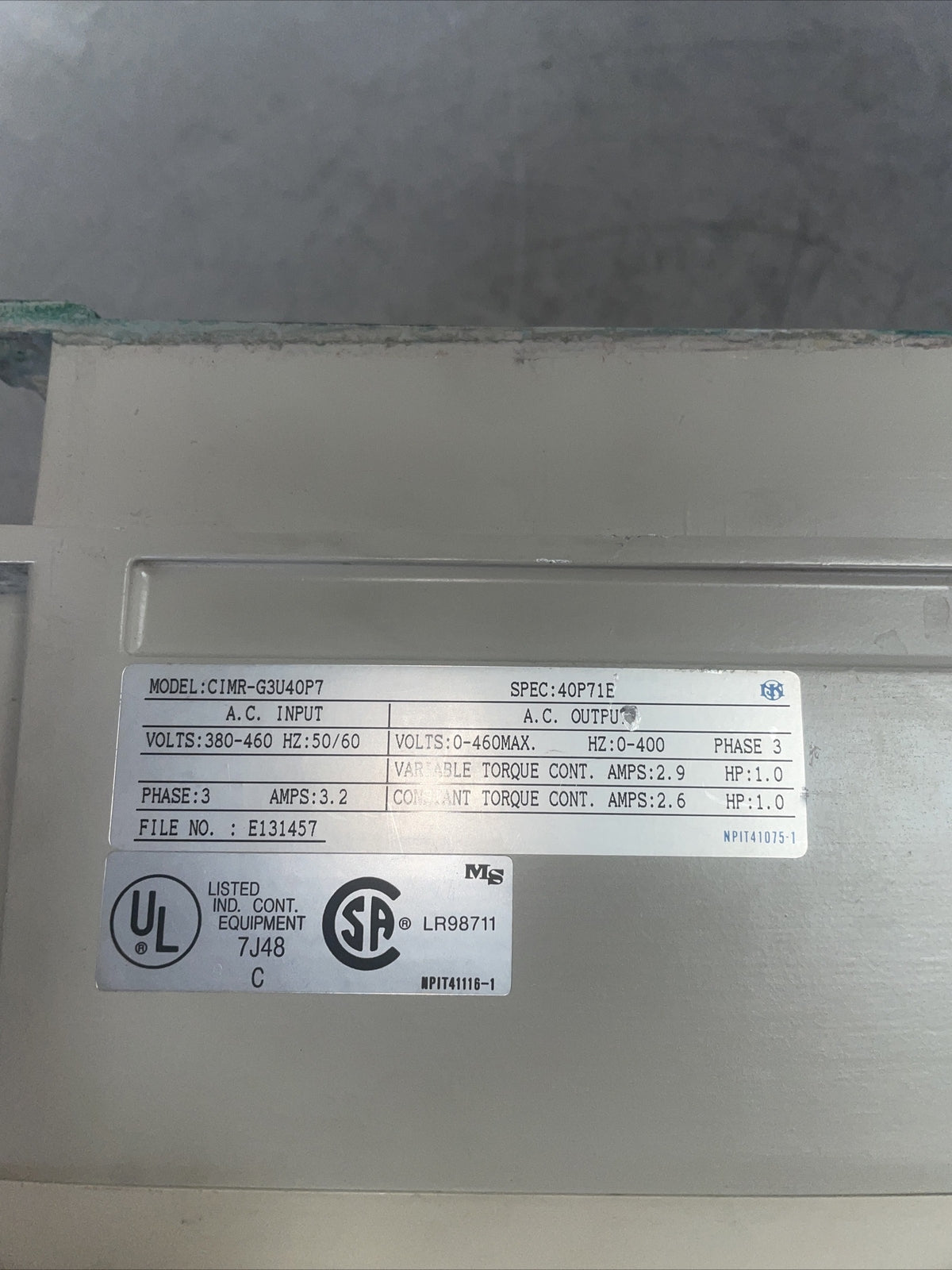 EMS DRIVE CIMR-G3U40P7 380-460V @3A