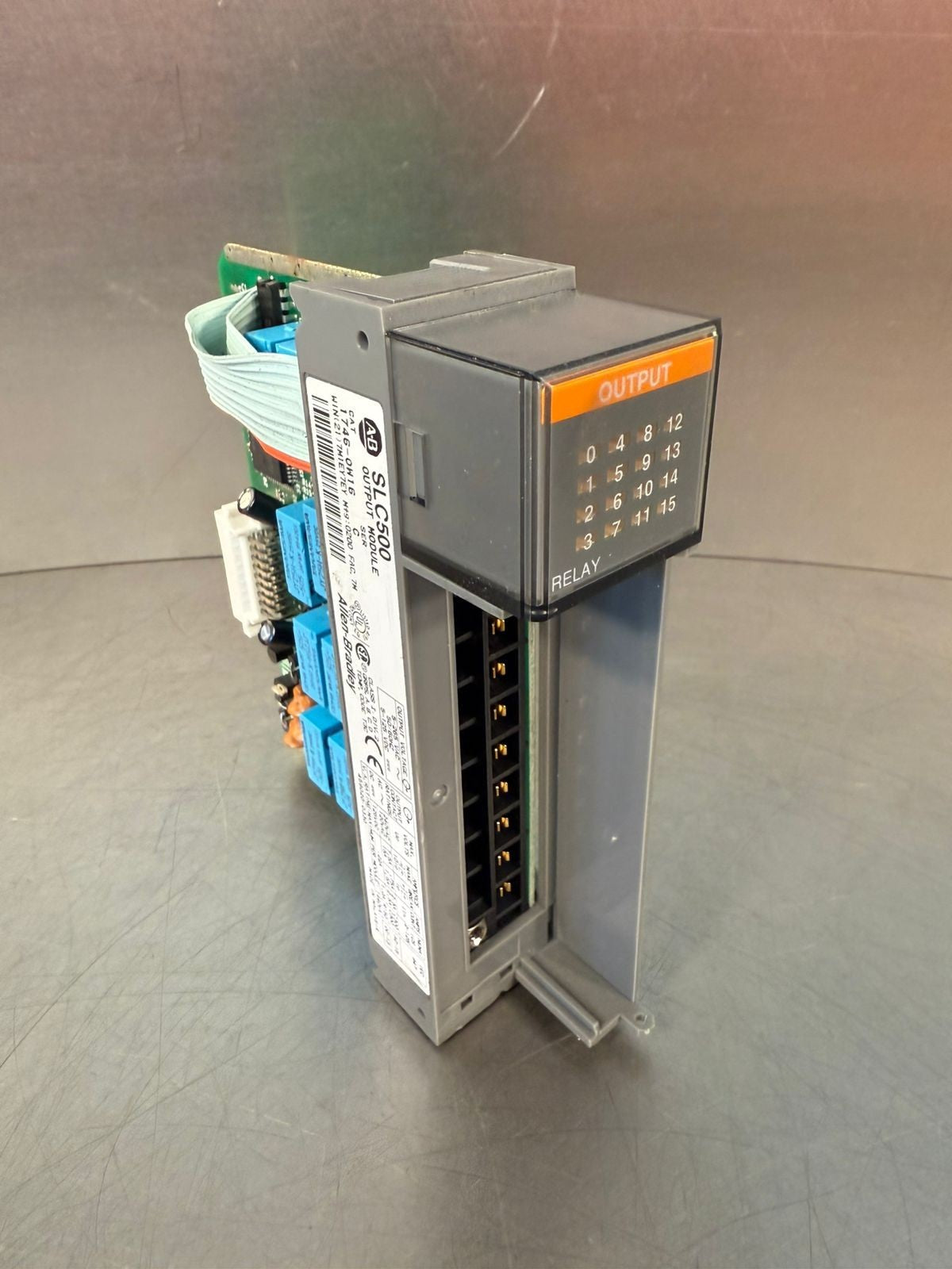 Allen Bradley SLC 500 1746-0W16 /C  Output Module                  (3.4.4)