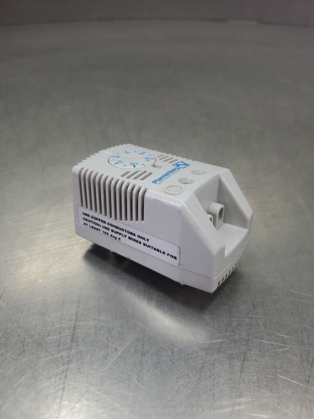 Pfannenberg FLZ 530 IP20 PLC Thermostat, 15A.                               3E-9