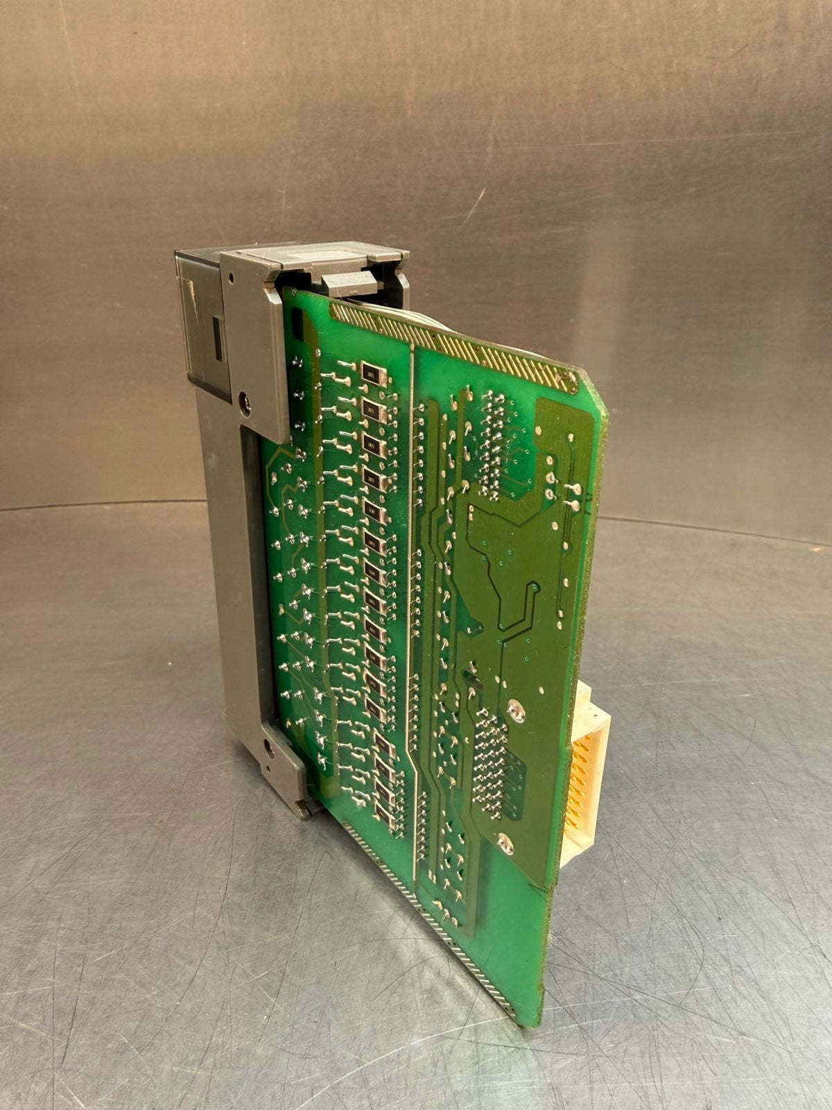 Allen-Bradley 1746-IA16 /C SLC 500 Input Module                    (4.4.3)