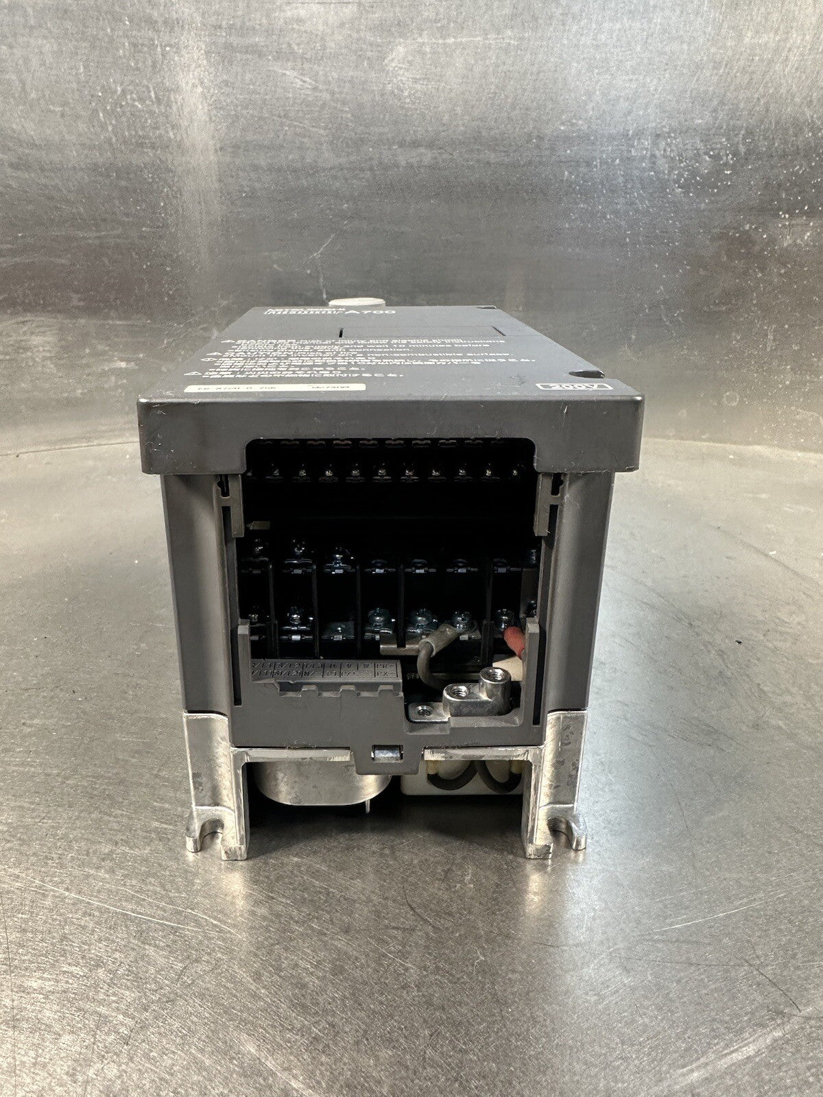 Mitsubishi ￼FR-A720-0.75K (BIN-1.2.4)