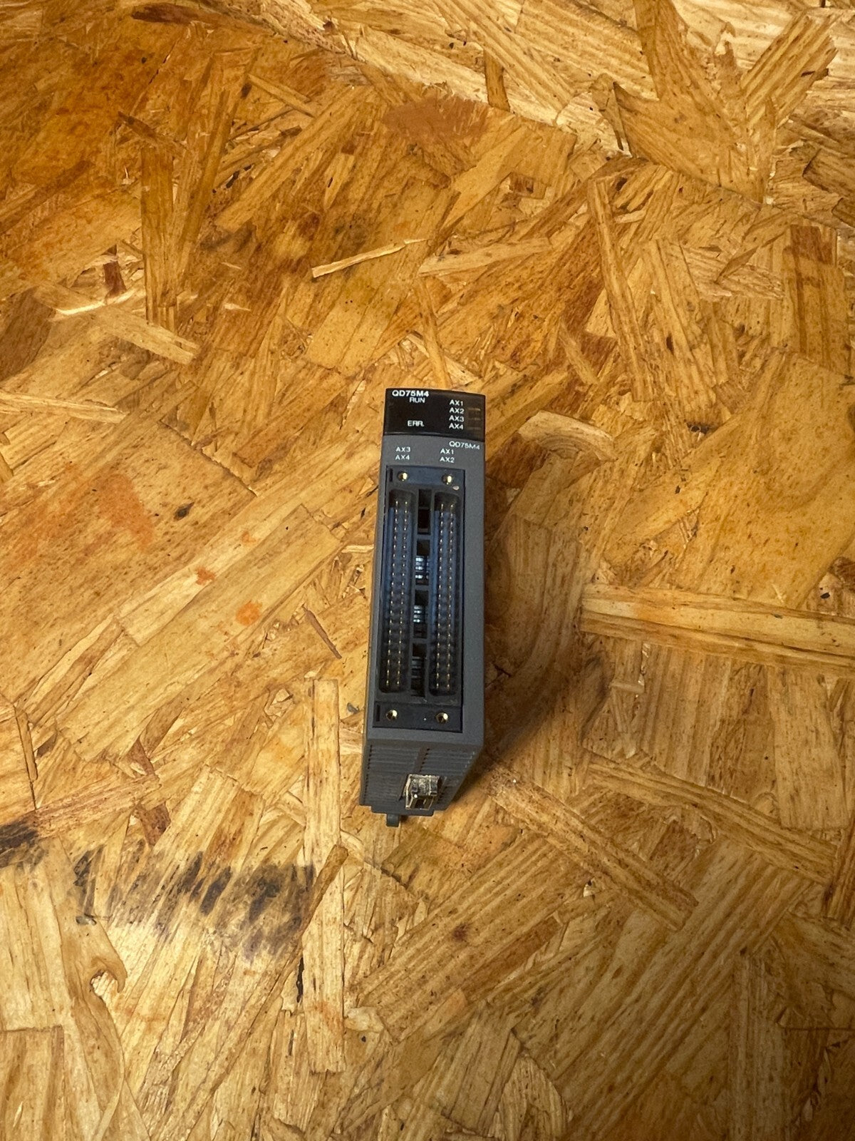 Mitsubishi Elec. QD75M4 MELSEC-Q Series SSCNET 4-Axis PLC Positioning Module @1E