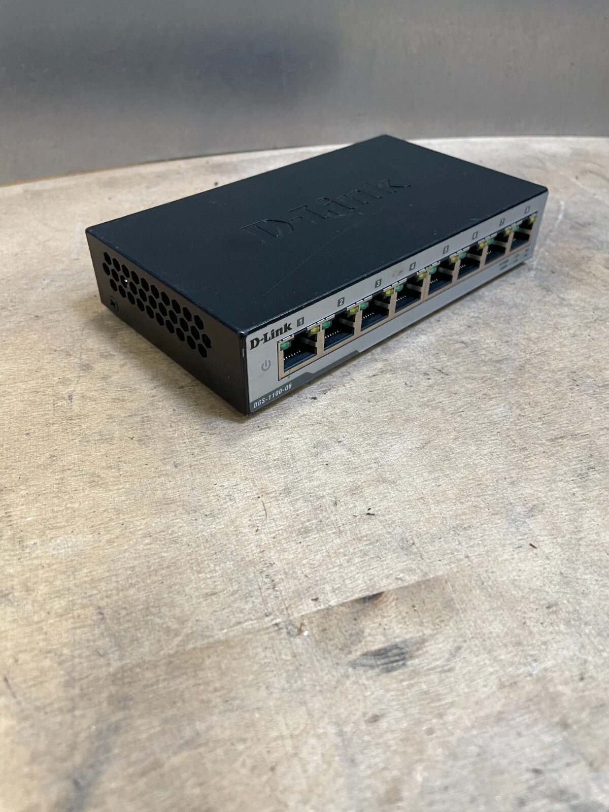 D-Link DGS-1100-08 Com.Fanl Design 8-Port Gigabit Smart Mana. Switch(BIN 4.4.3)