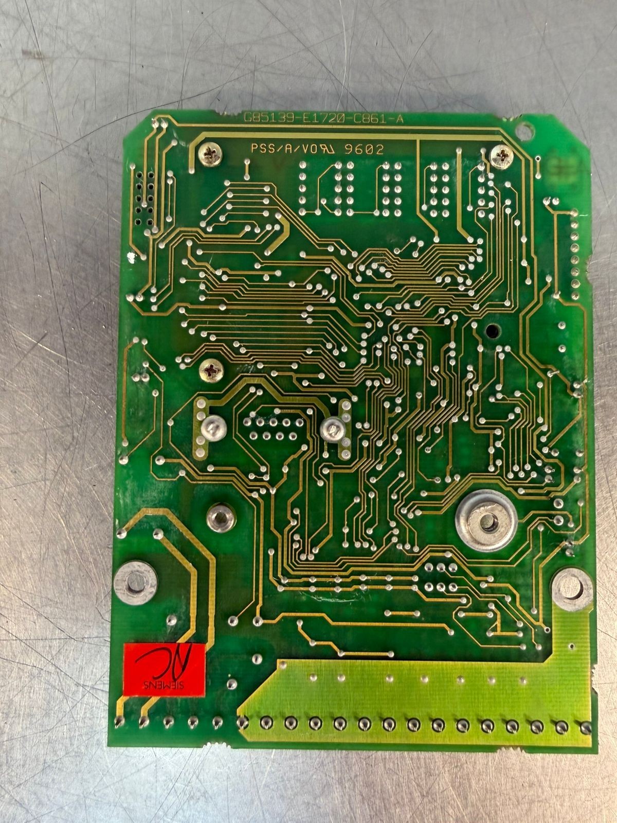 Siemens G85139-E1720-C861-A  Control Board  G85139-E1720-A861      (5.3.2)