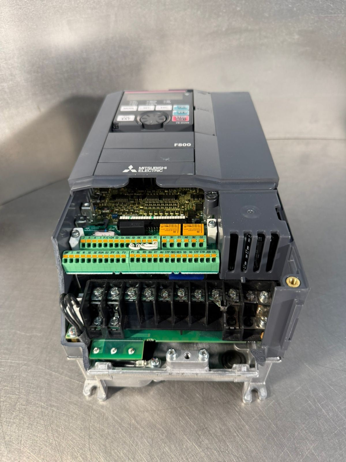 Mitsubishi FR-F840-00126-3-N6 Vfd series 3hp ac drive inverter (12.5.1)