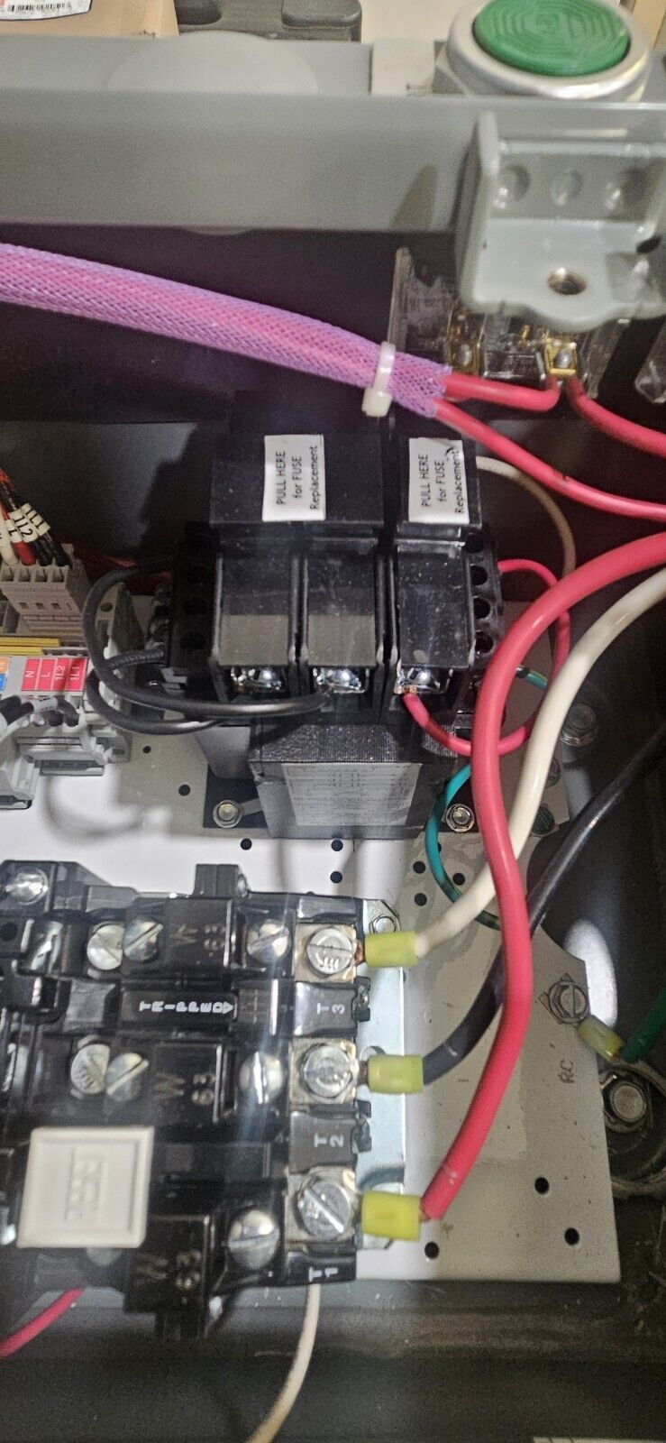 Allen Bradley 512-CFB-1-6XP-25R / 500F-CO*930 / TRS40R Combination Starter.  L4E