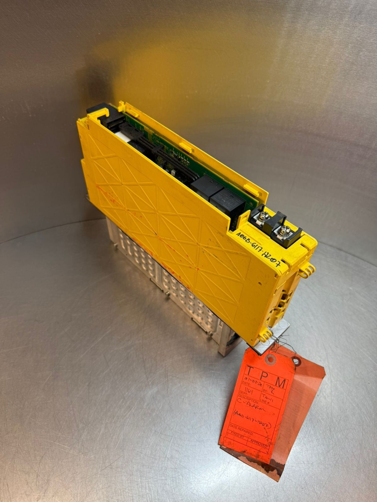 Fanuc A06B-6117-H207 Servo Amplifier                              (11.4.5)
