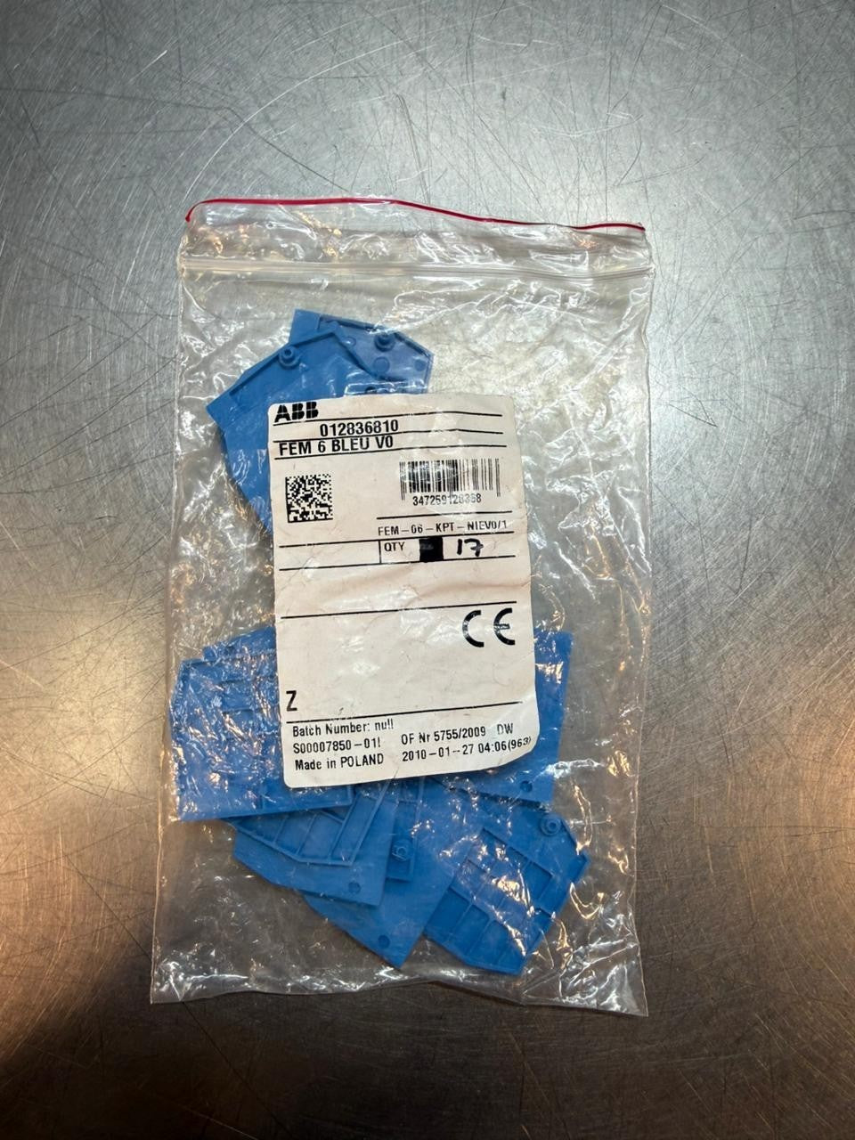 Abb Fem-6-BLEU-V0 Terminal Block Lot of 17 012836810               (7.3.2)
