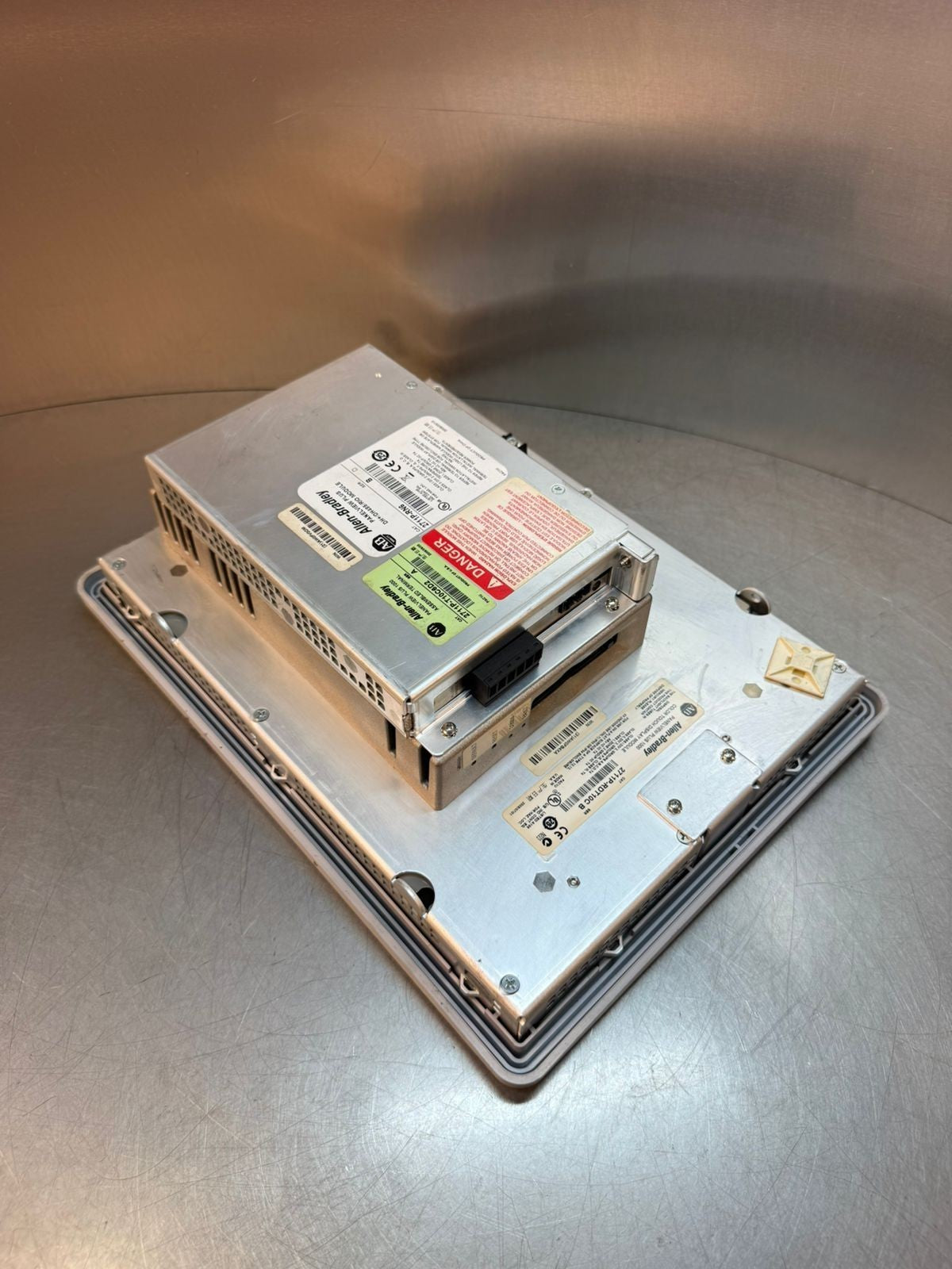Allen Bradley 2711P-T10C6D2 /A PanelView Plus 1000                       (2.5.3)