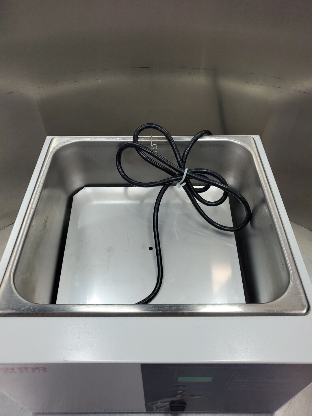 Thermo Scientific PRECISION Mod:2837 Microprocessor Controlled Water Bath  4F-37