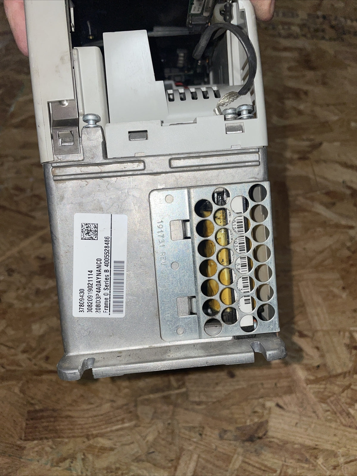 Allen Bradley PowerFlex 700 20BD3P4A0AYNANC0 460V 2HP Drive @(bin 1.4.4)